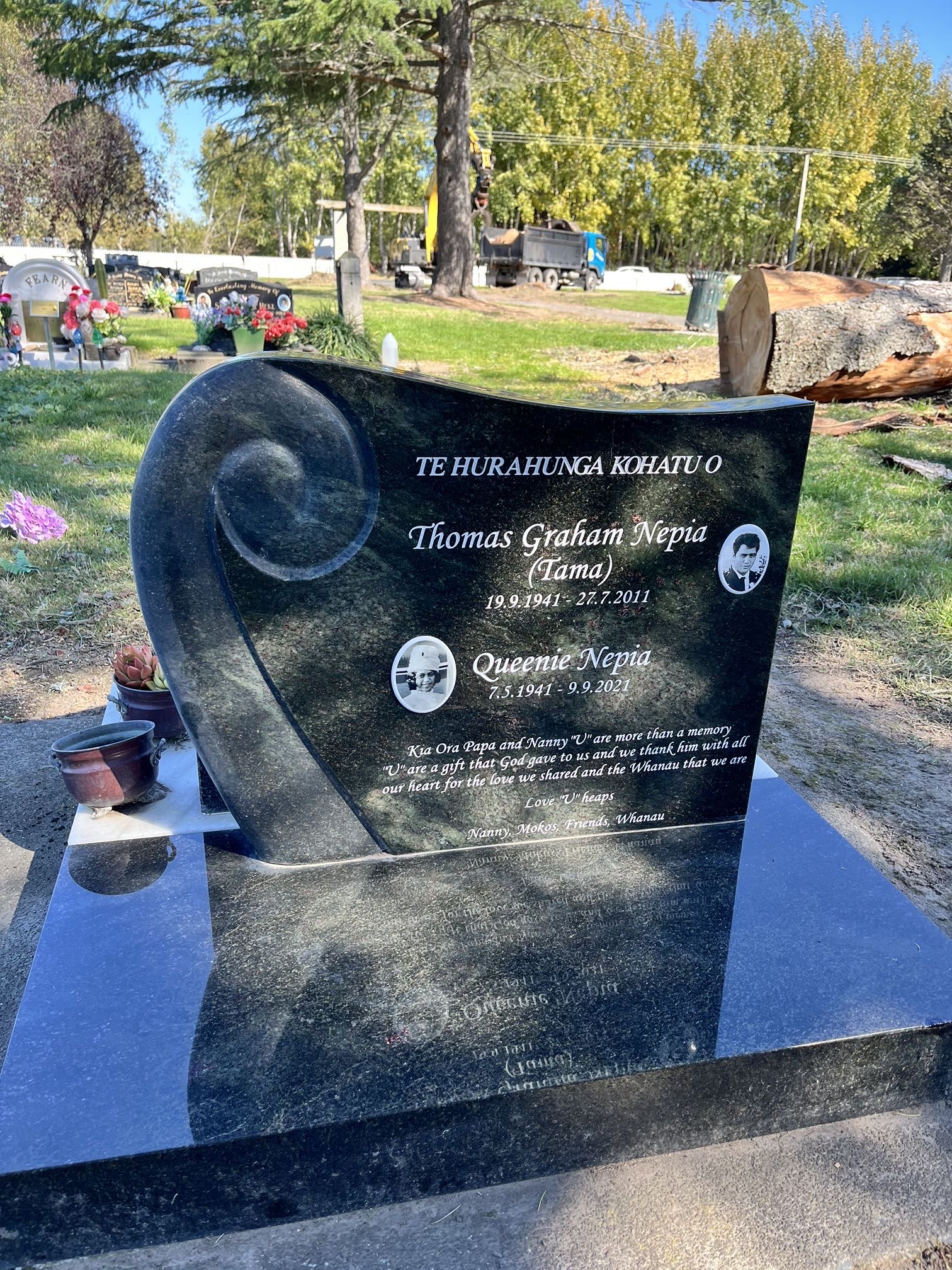 headstone