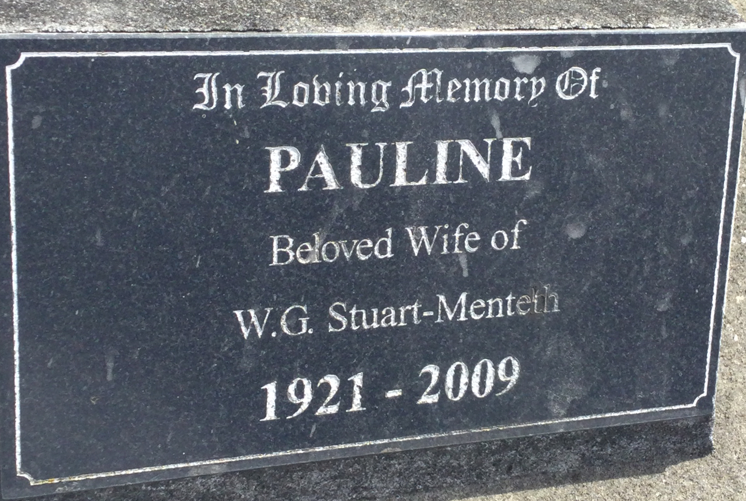 headstone