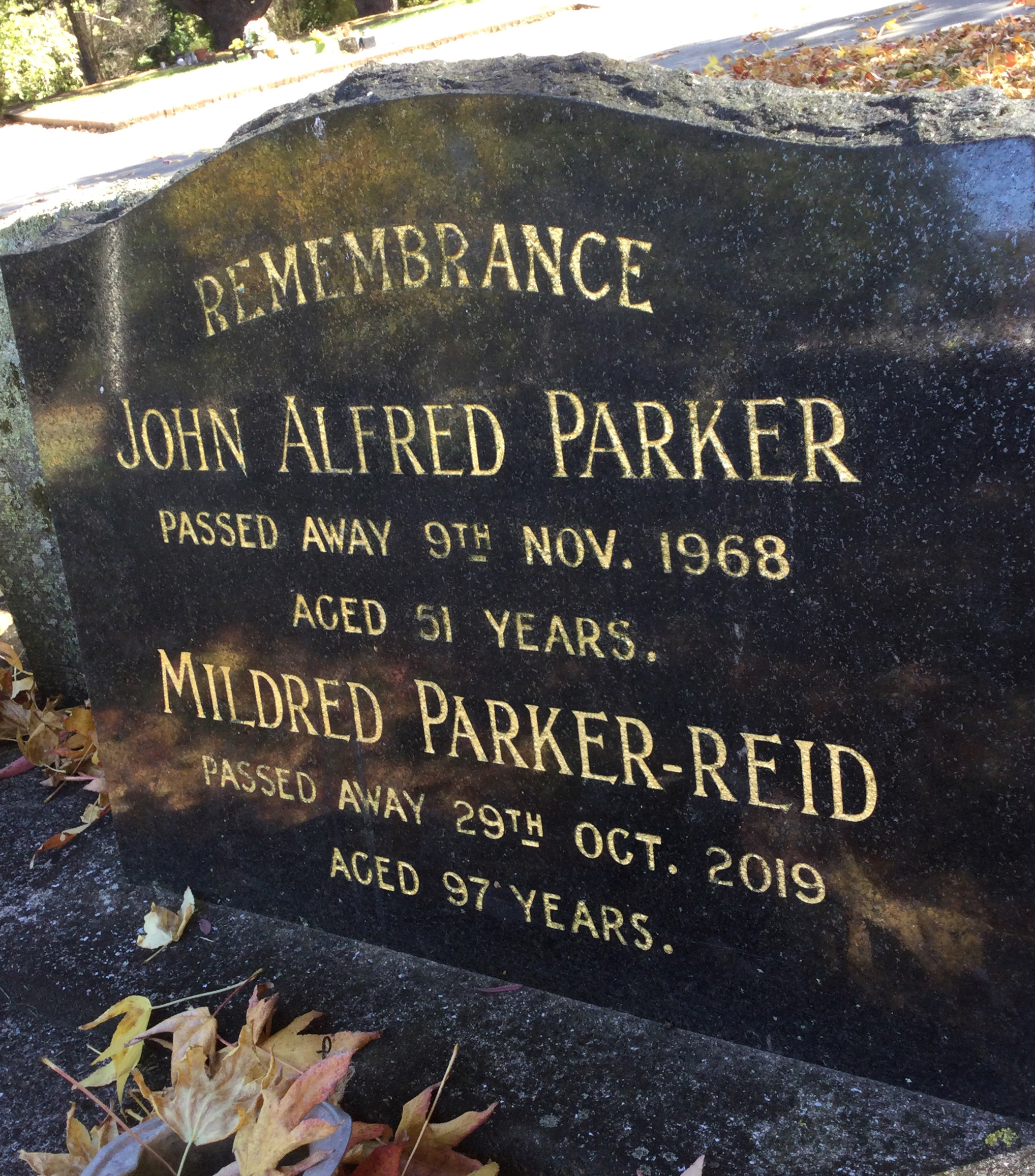 headstone