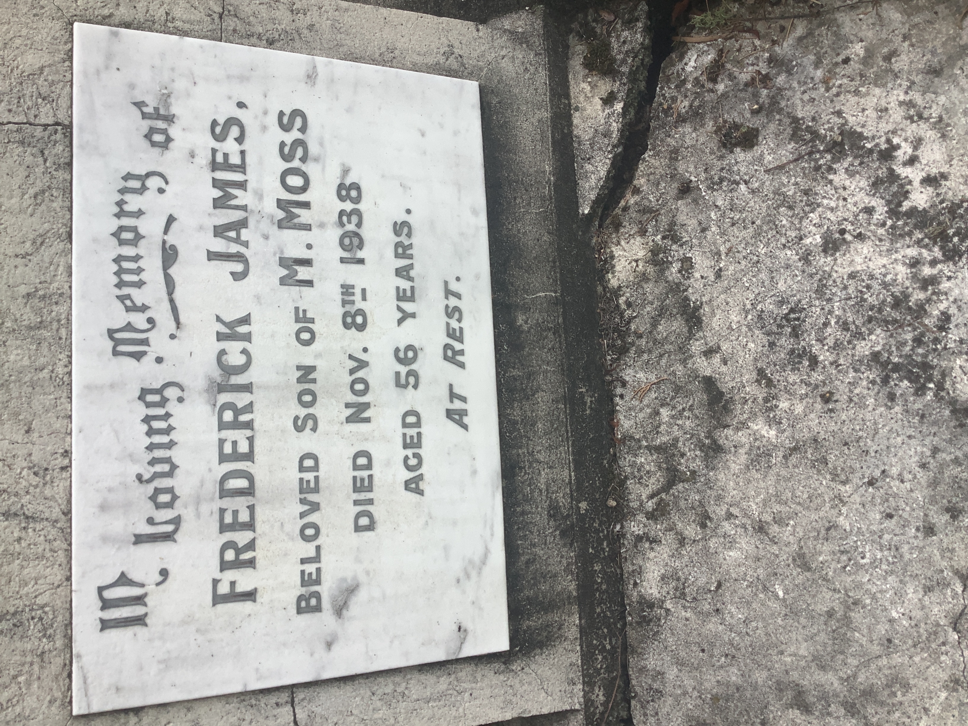 headstone