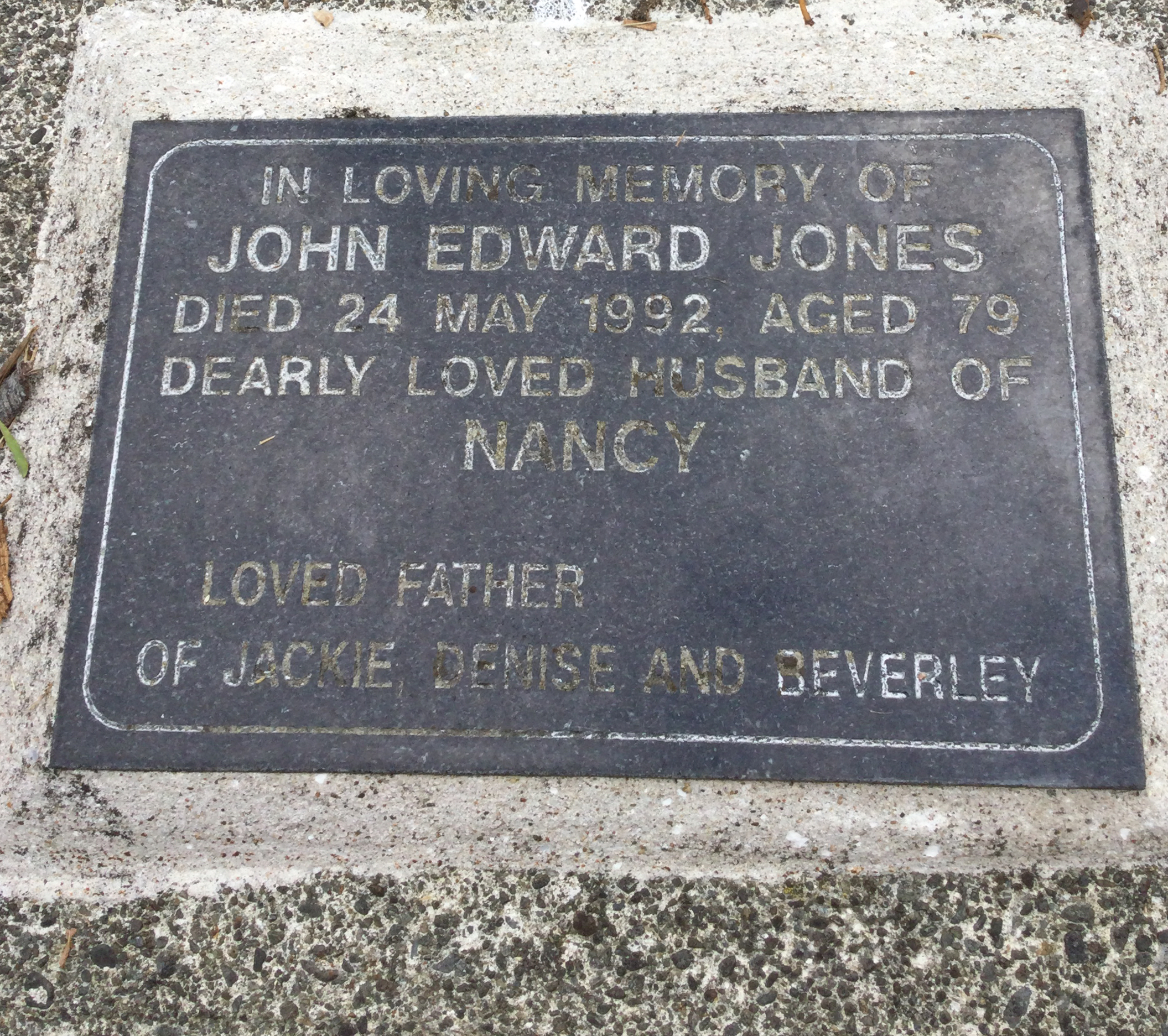 headstone