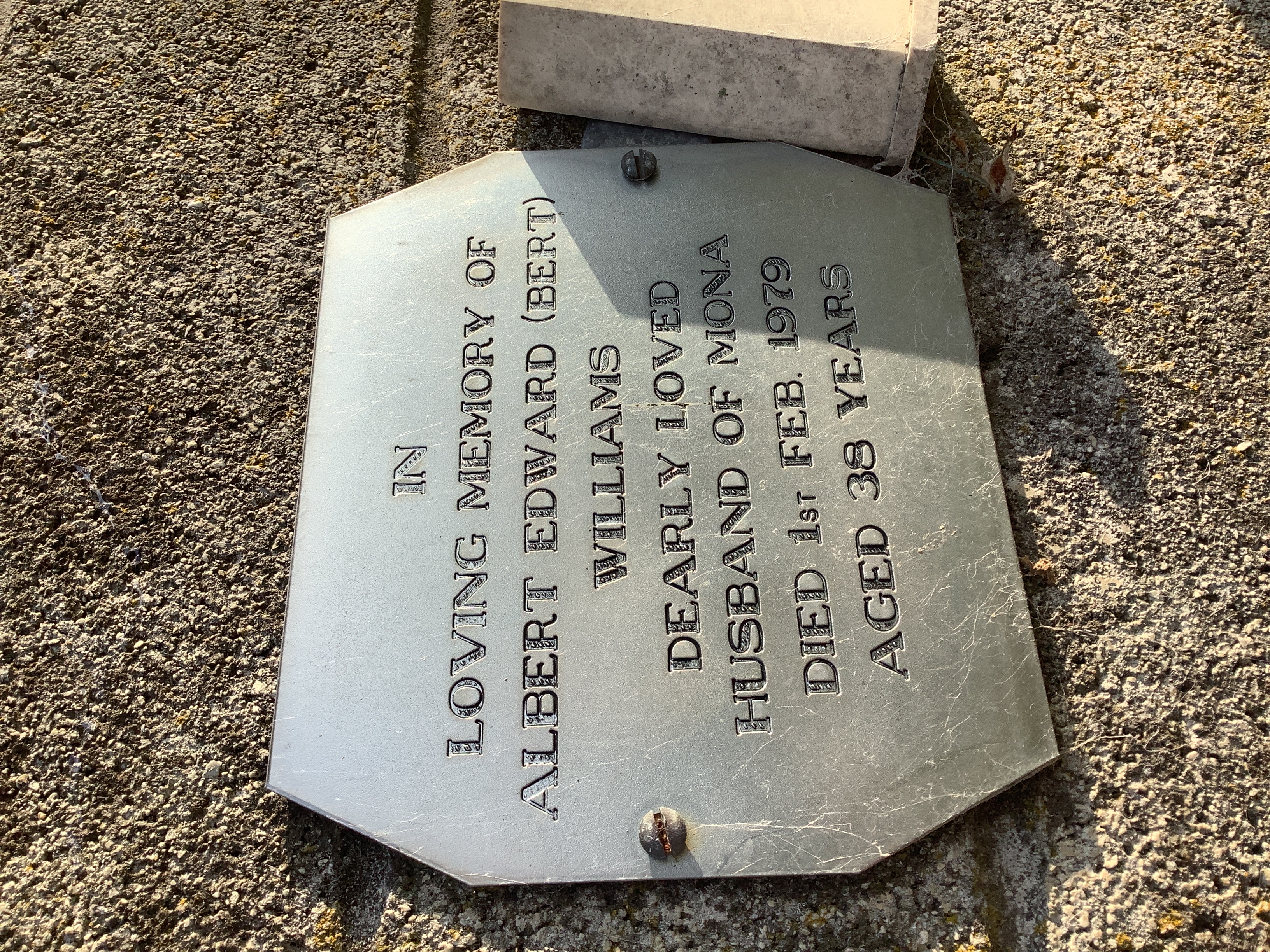 headstone