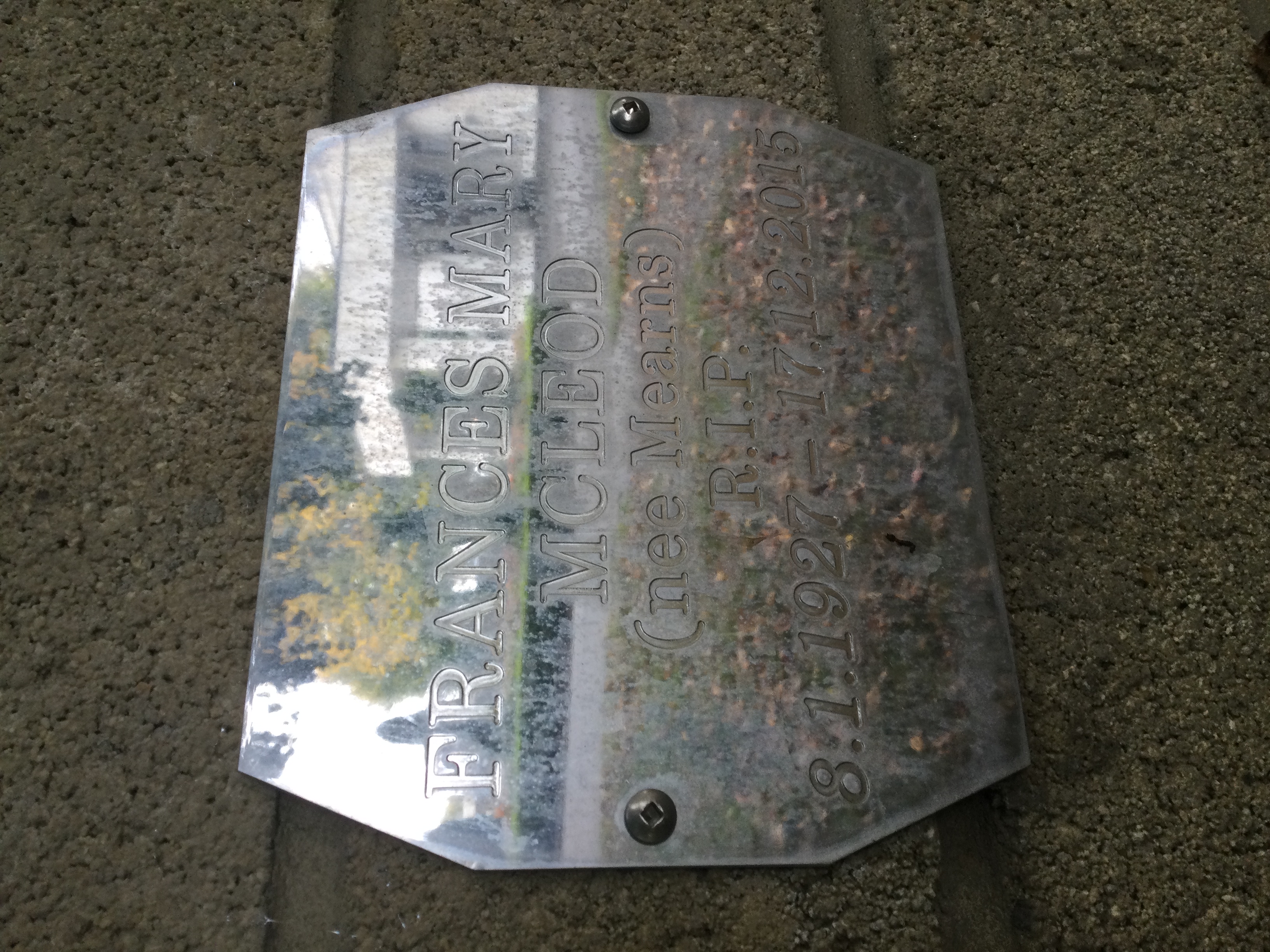 headstone