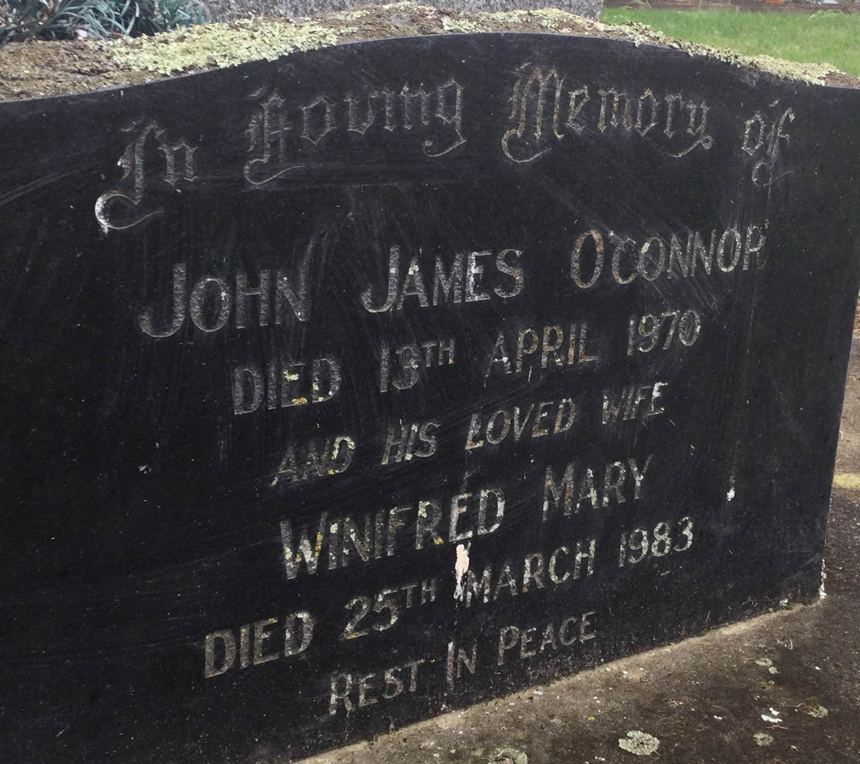 headstone