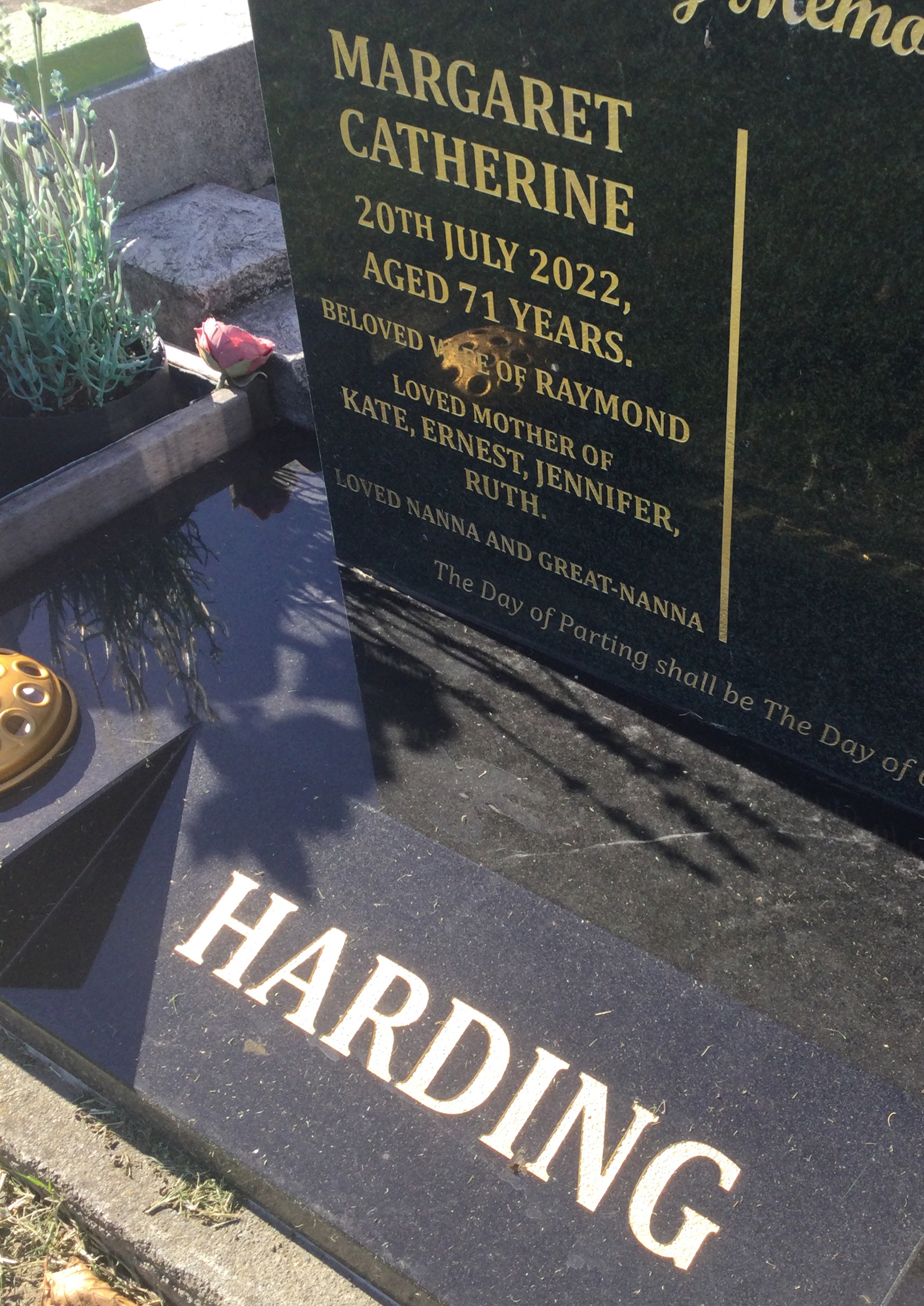 headstone