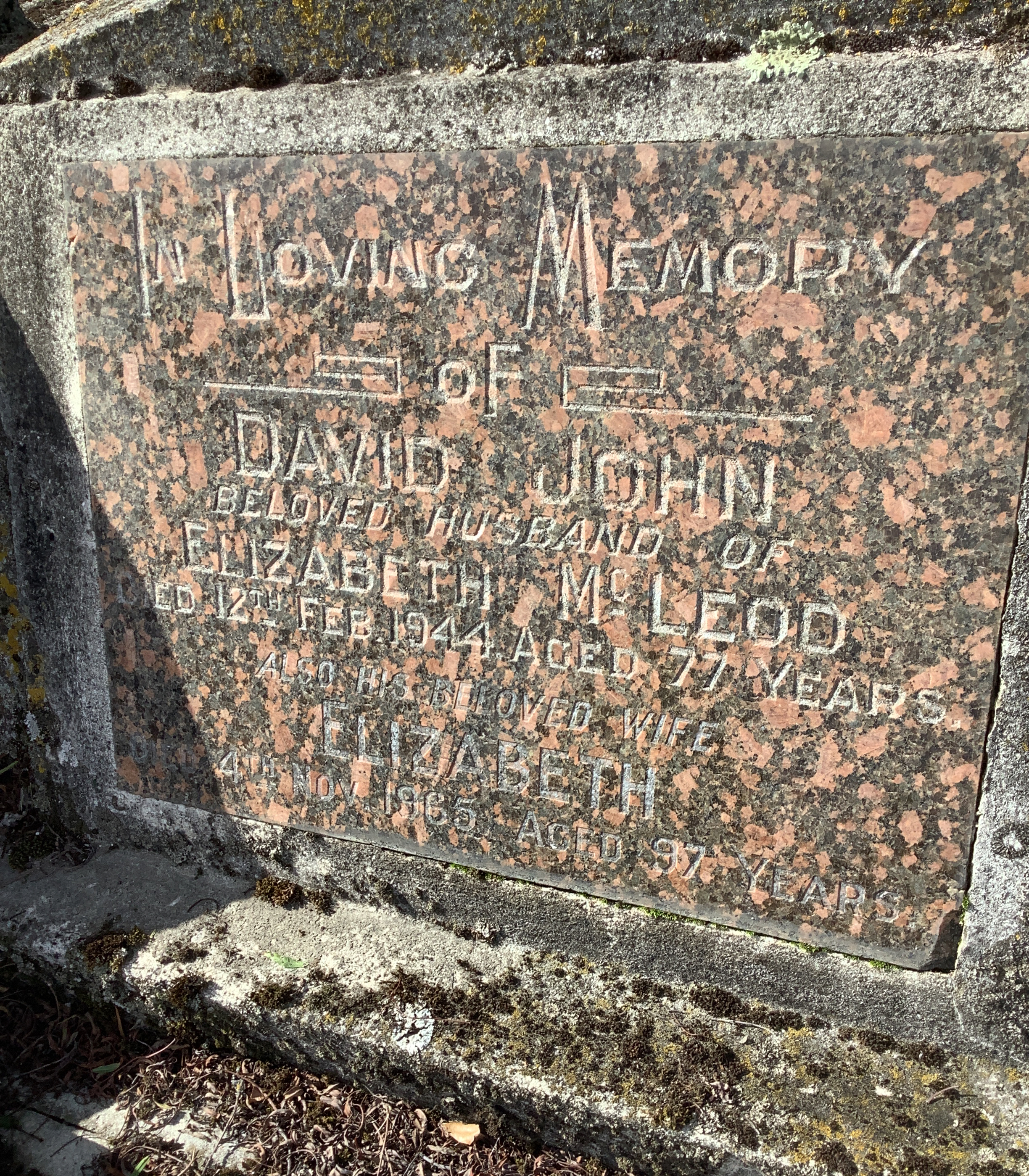 headstone