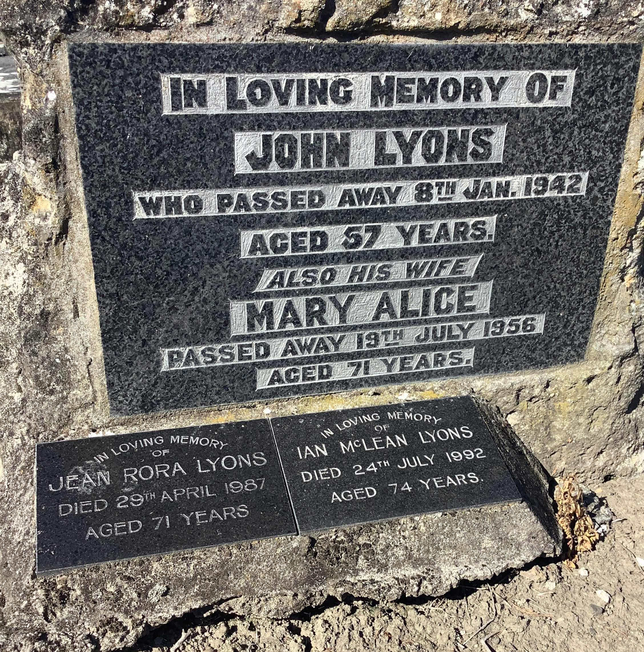 headstone