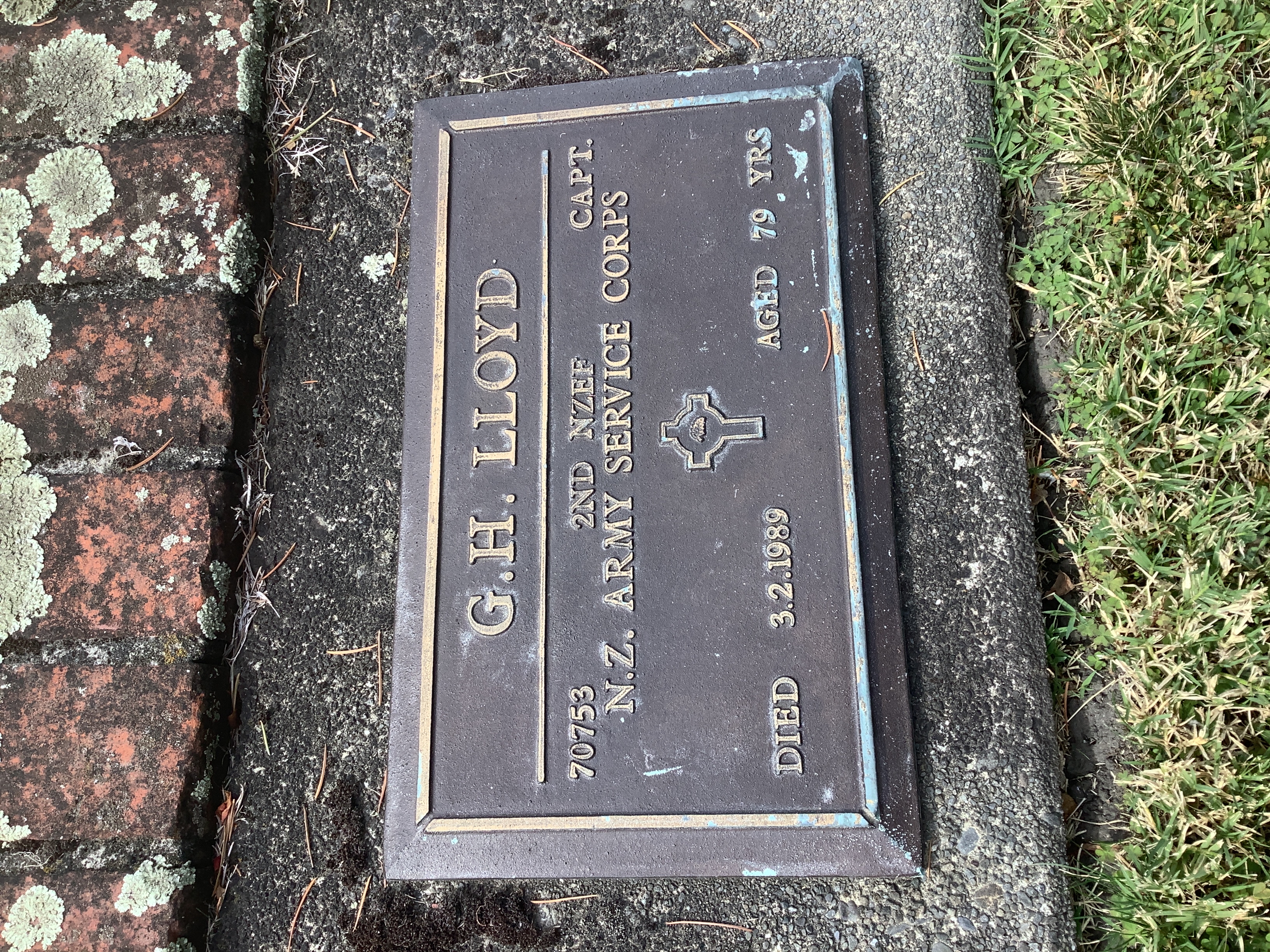 headstone