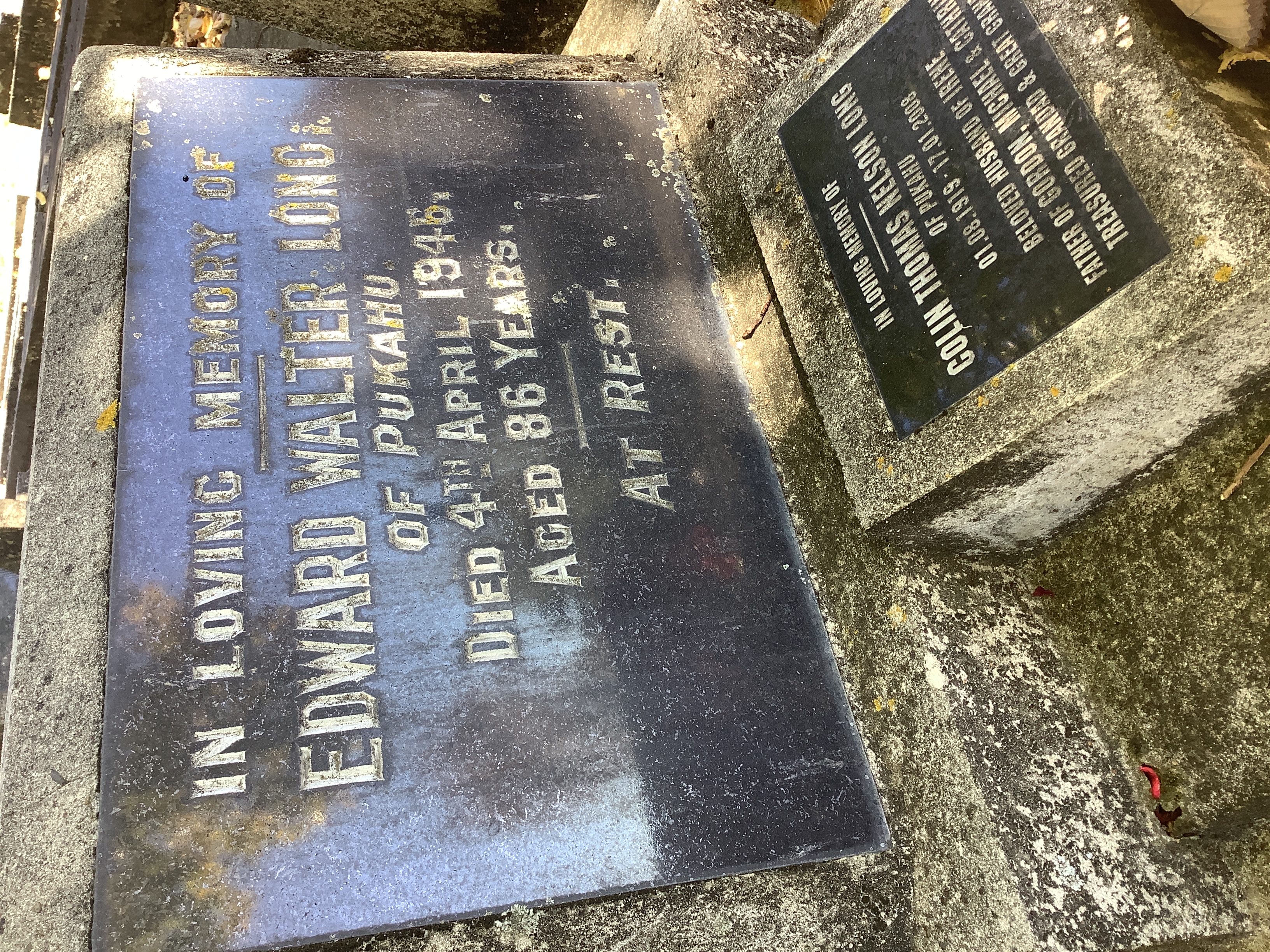 headstone