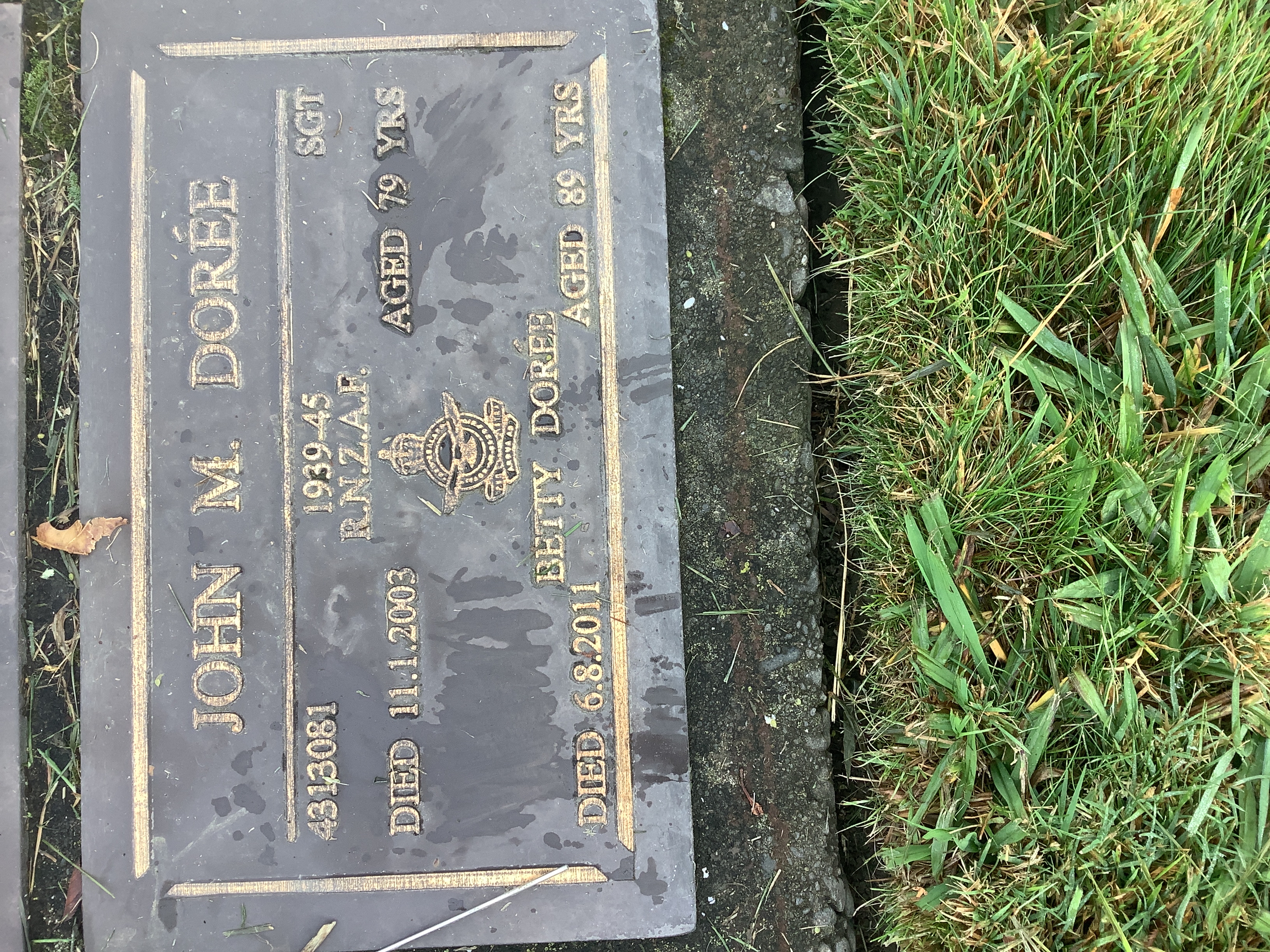 headstone