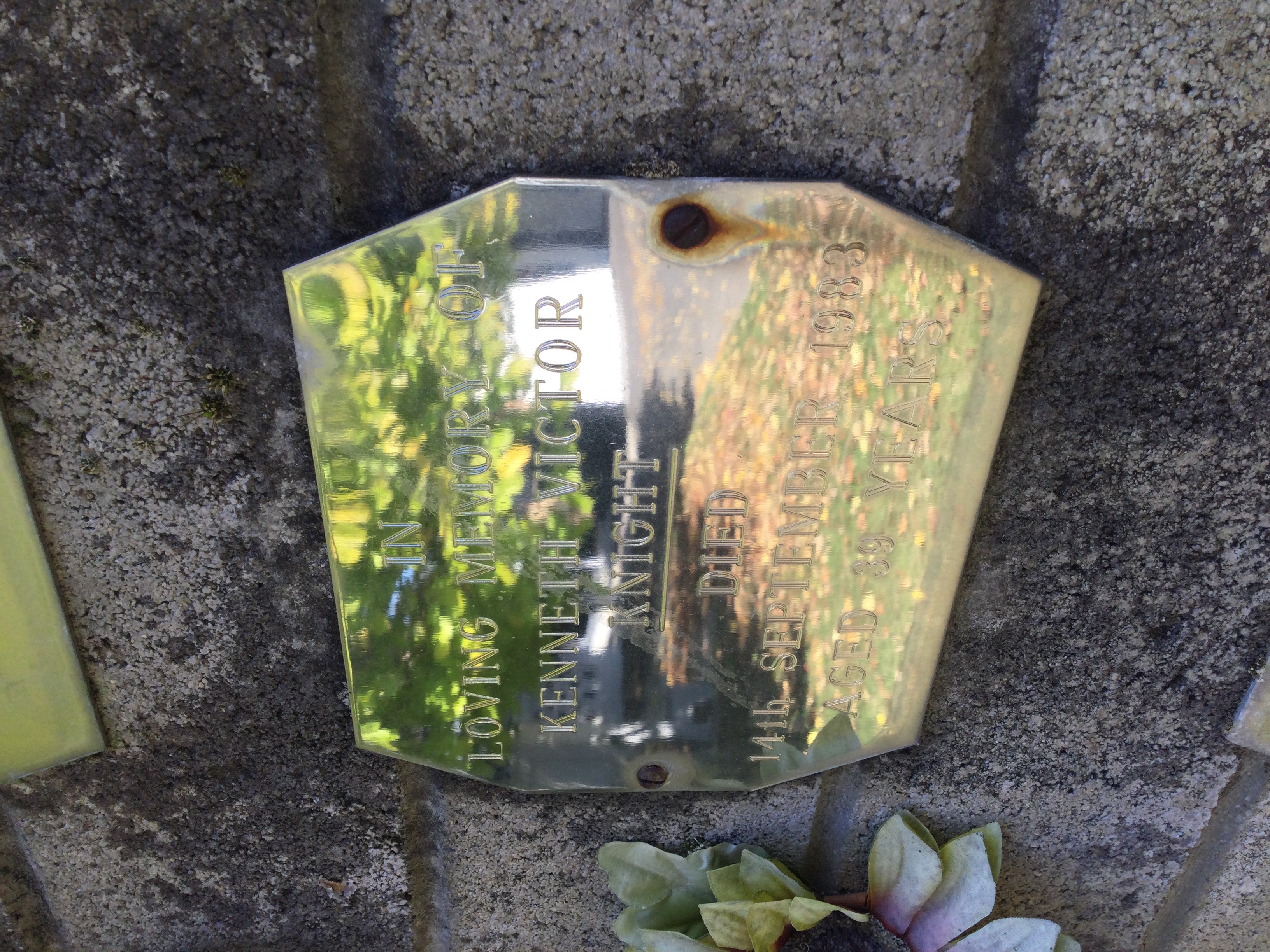 headstone