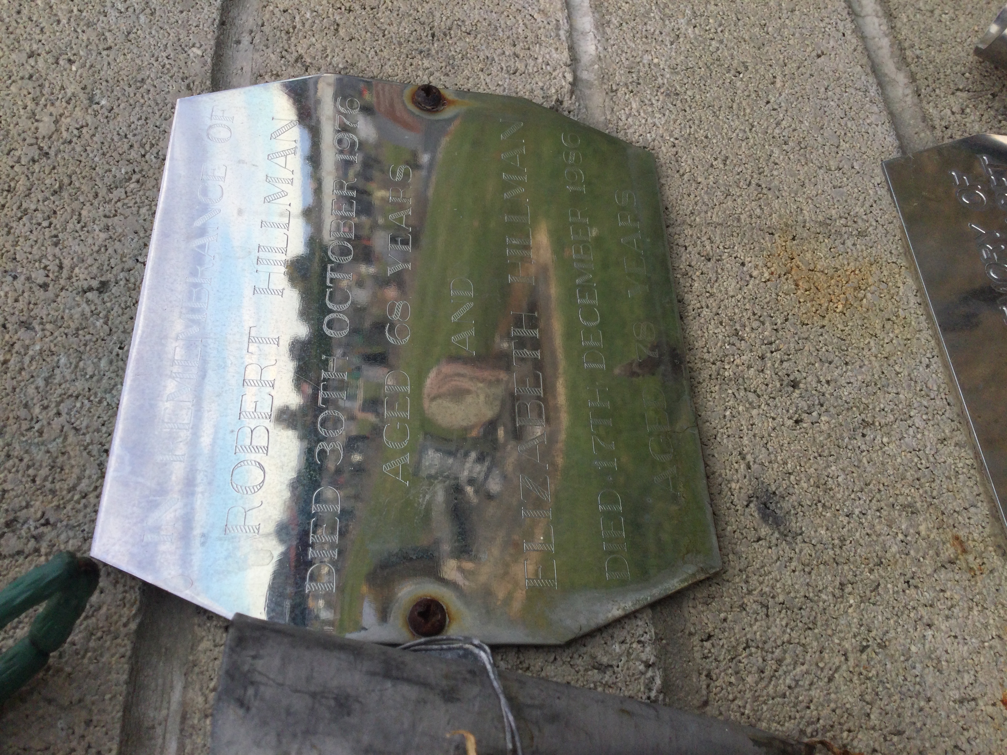 headstone
