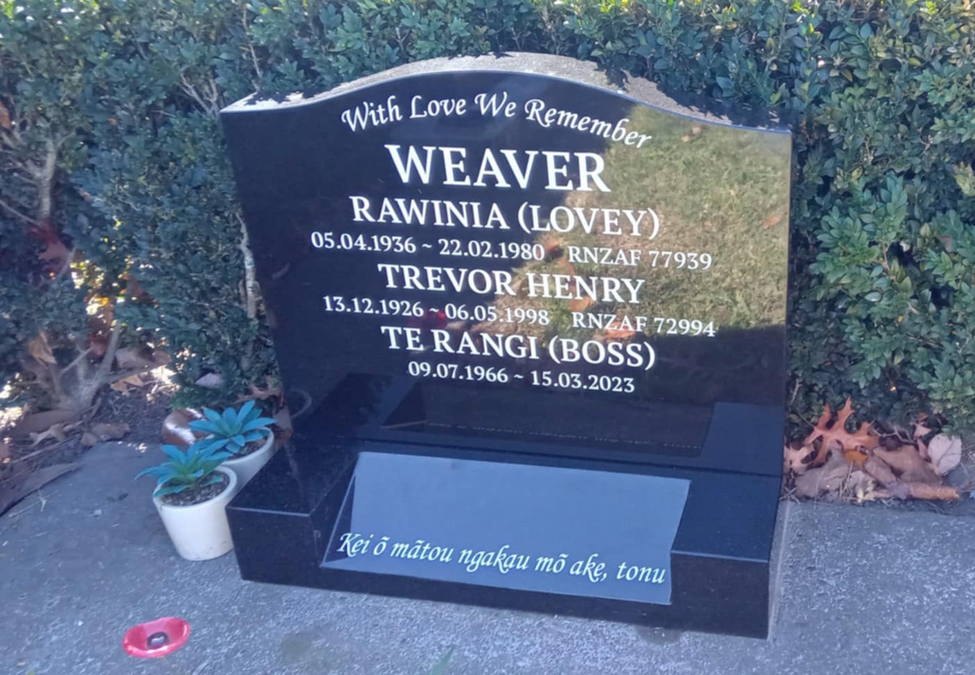 headstone