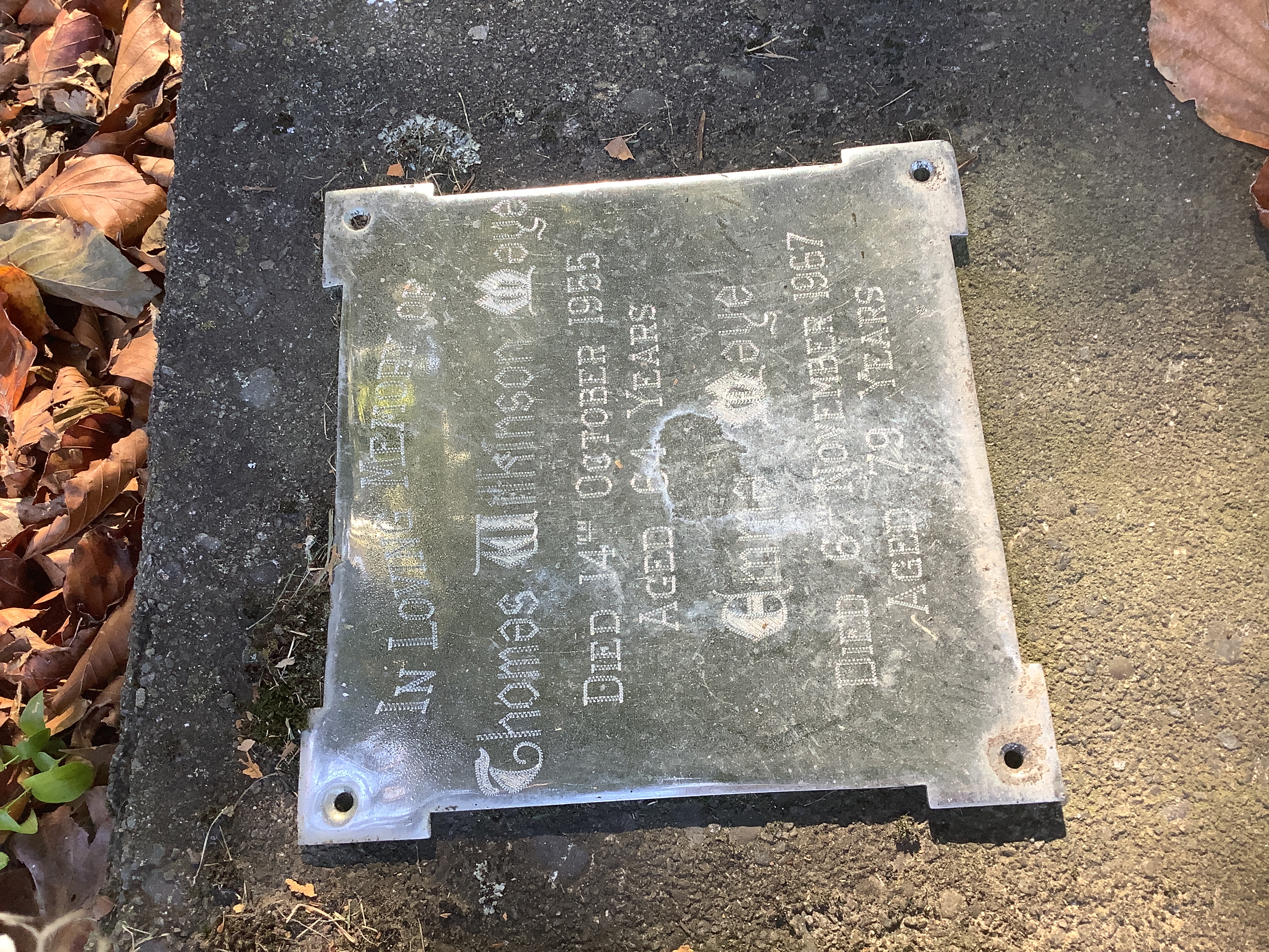 headstone