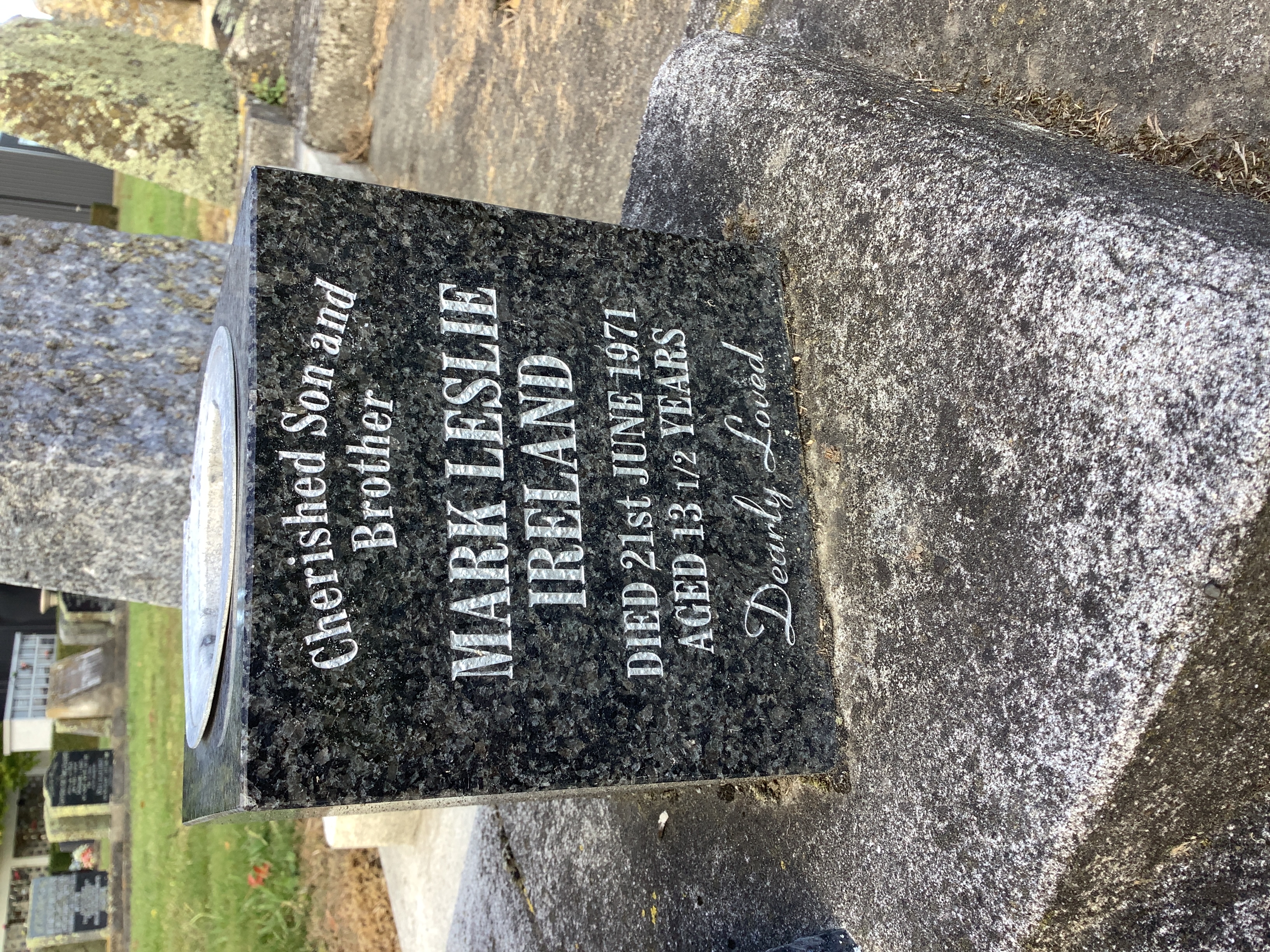 headstone