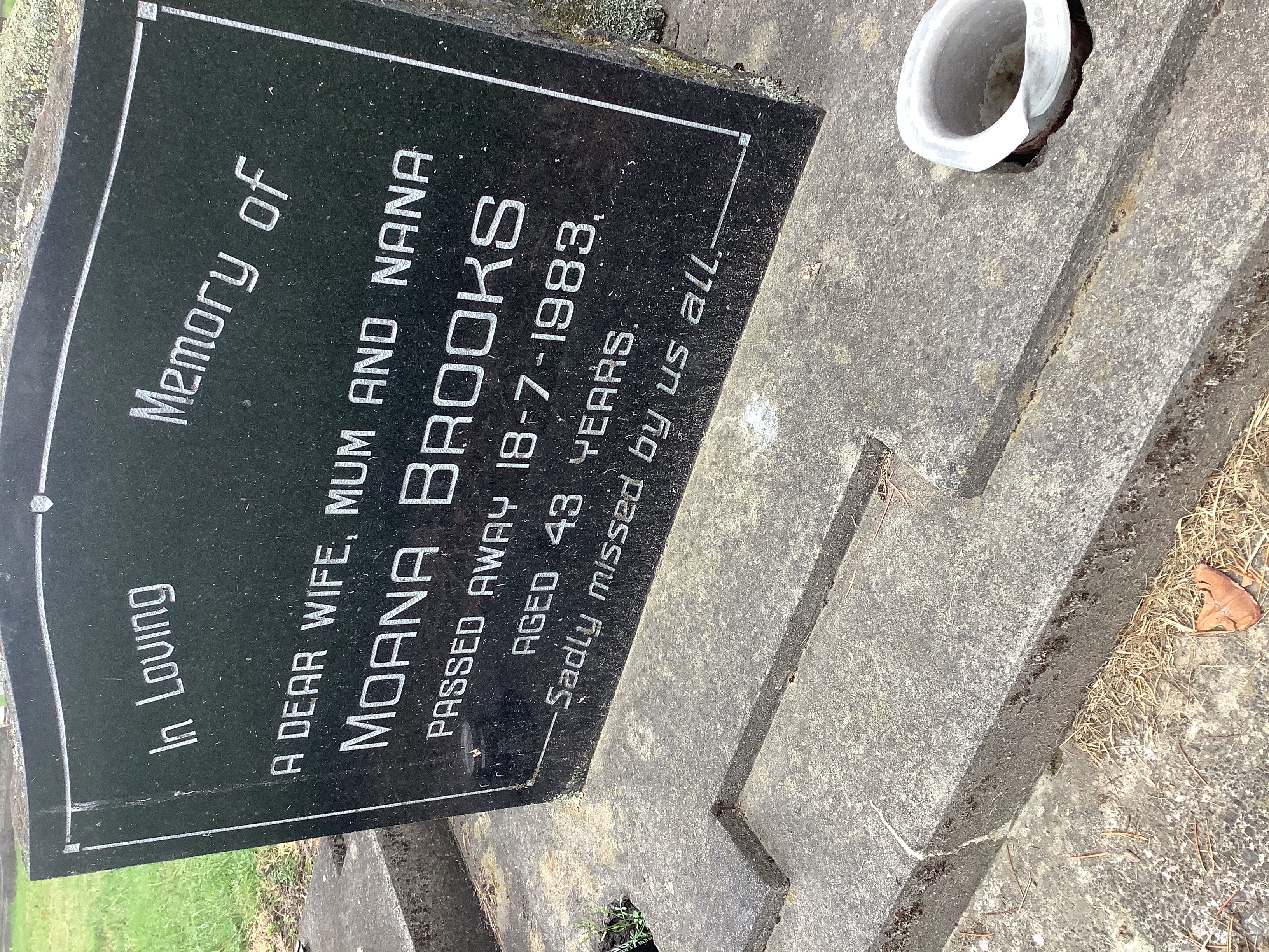 headstone