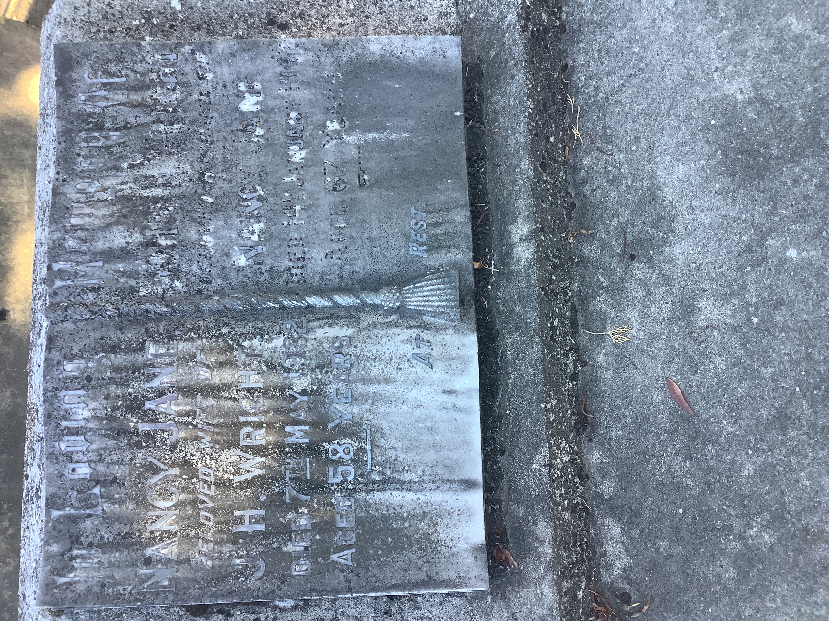 headstone