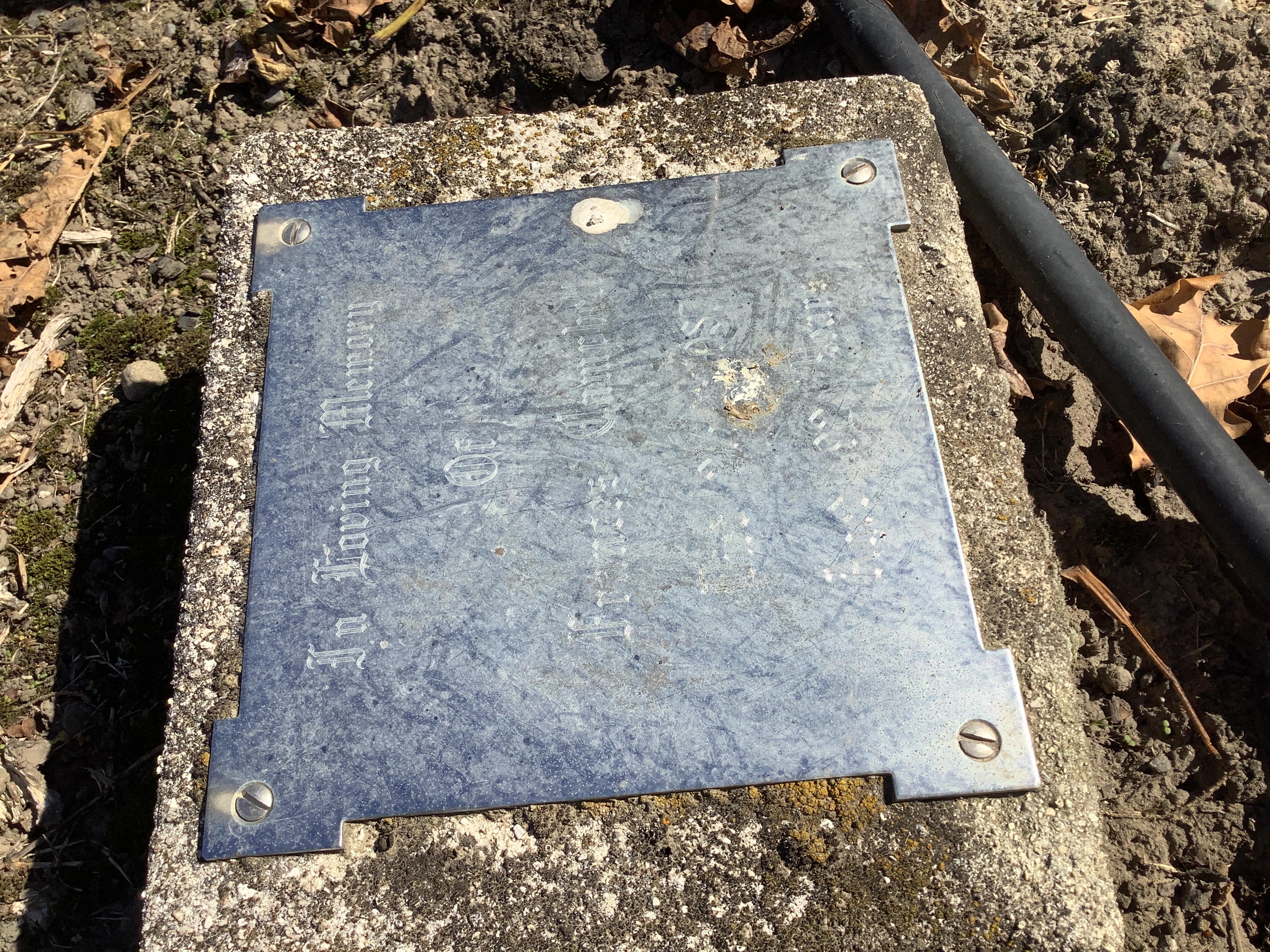 headstone