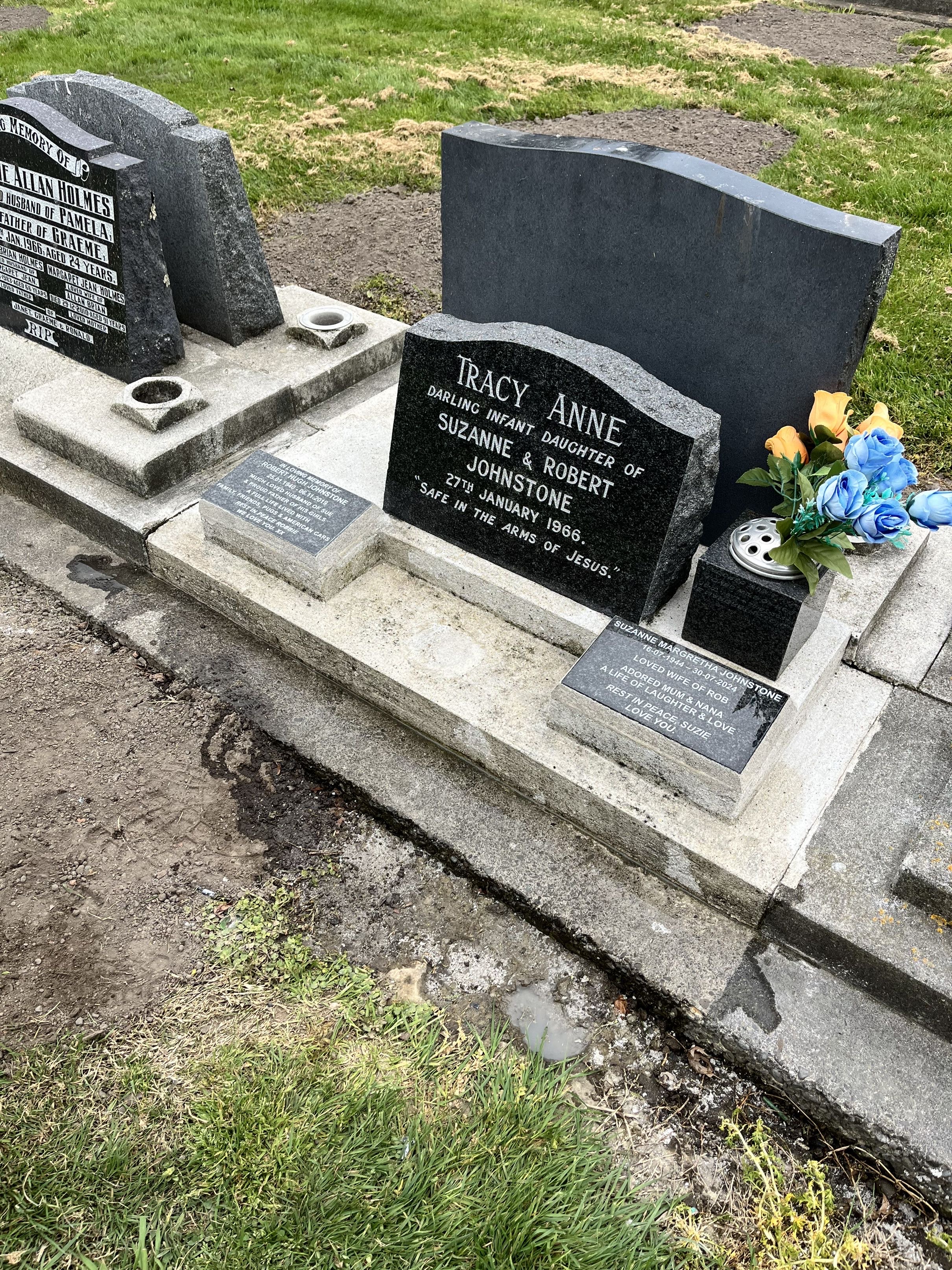 headstone