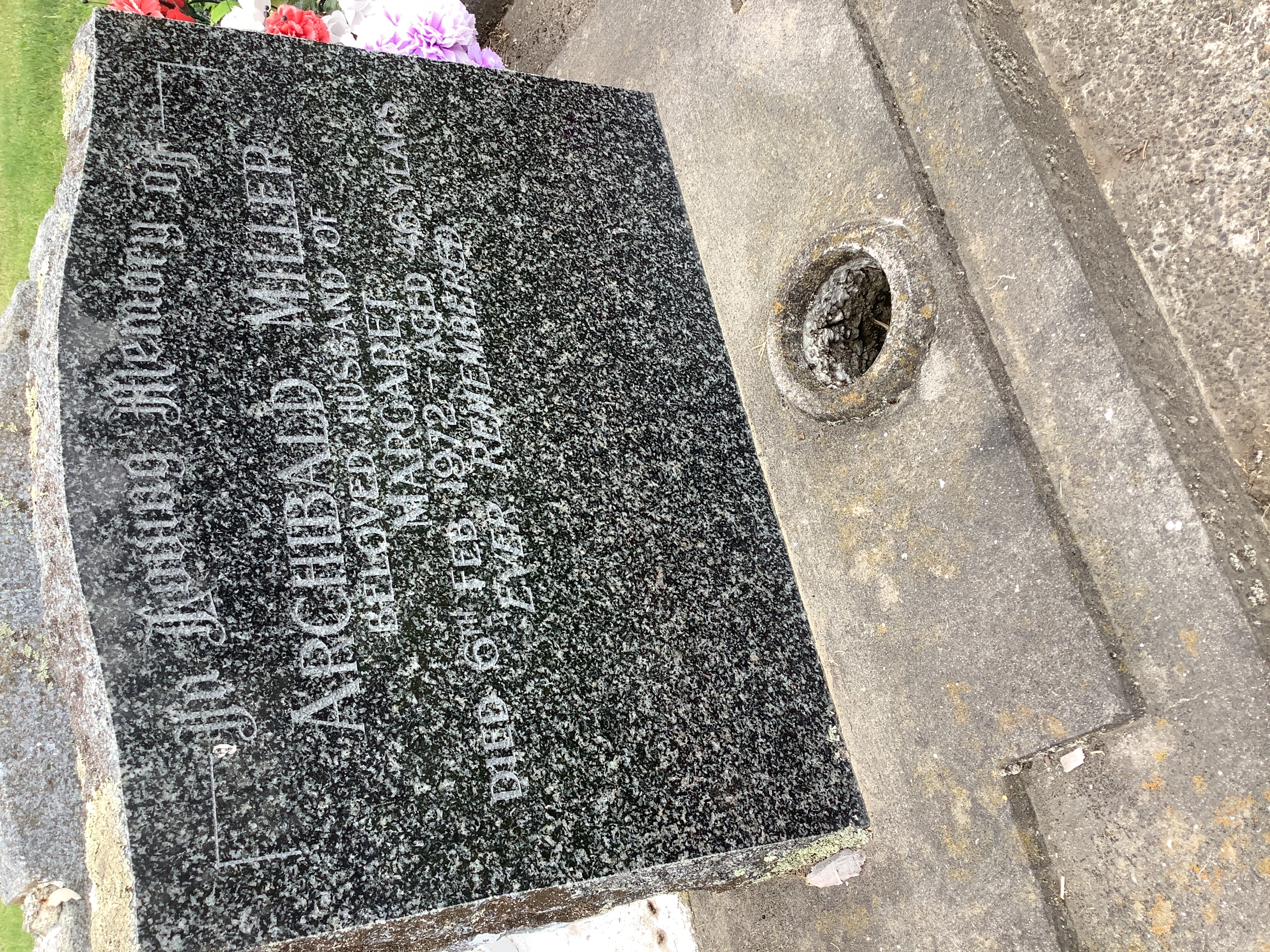 headstone