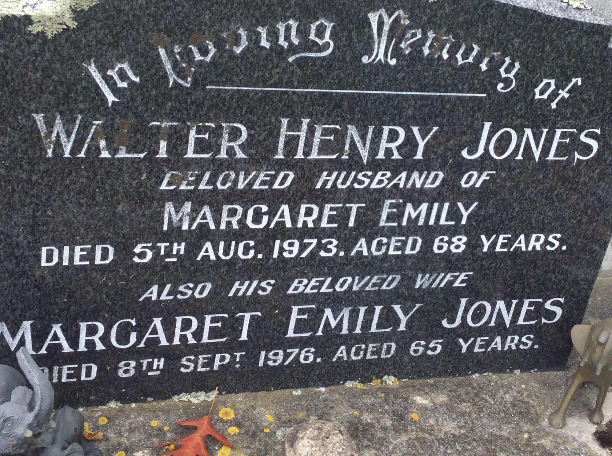 headstone
