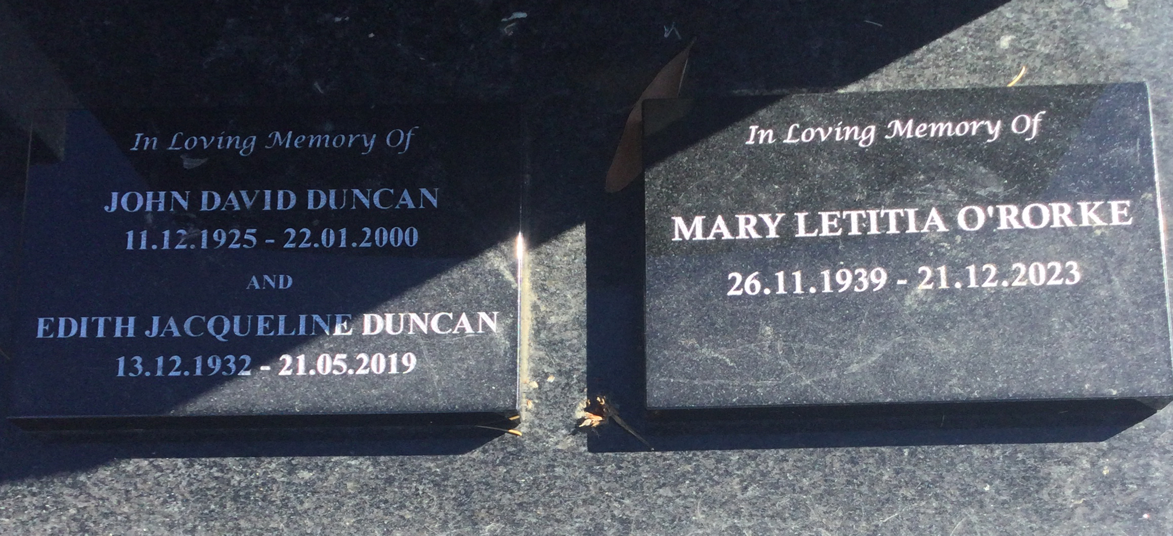 headstone