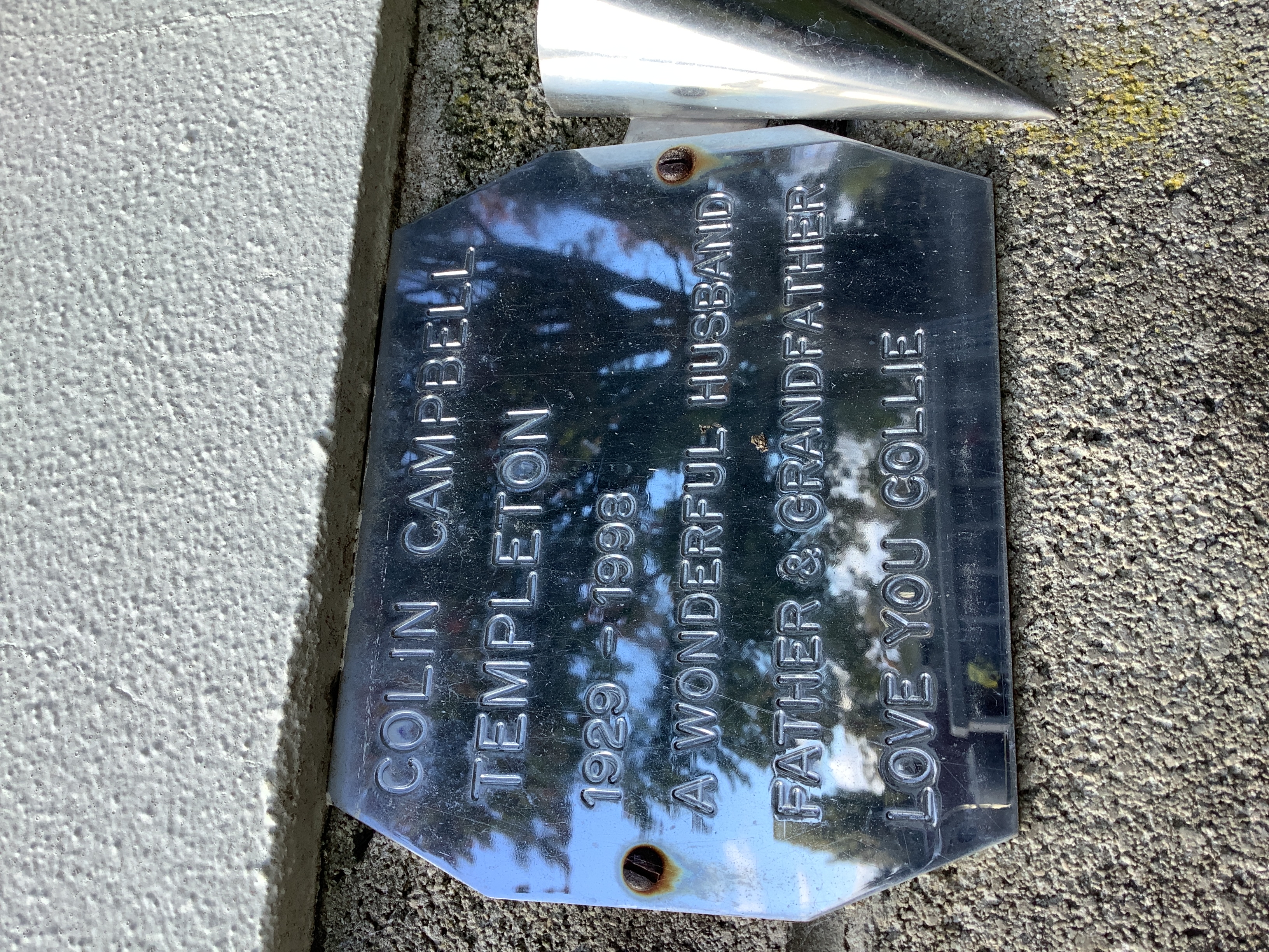 headstone