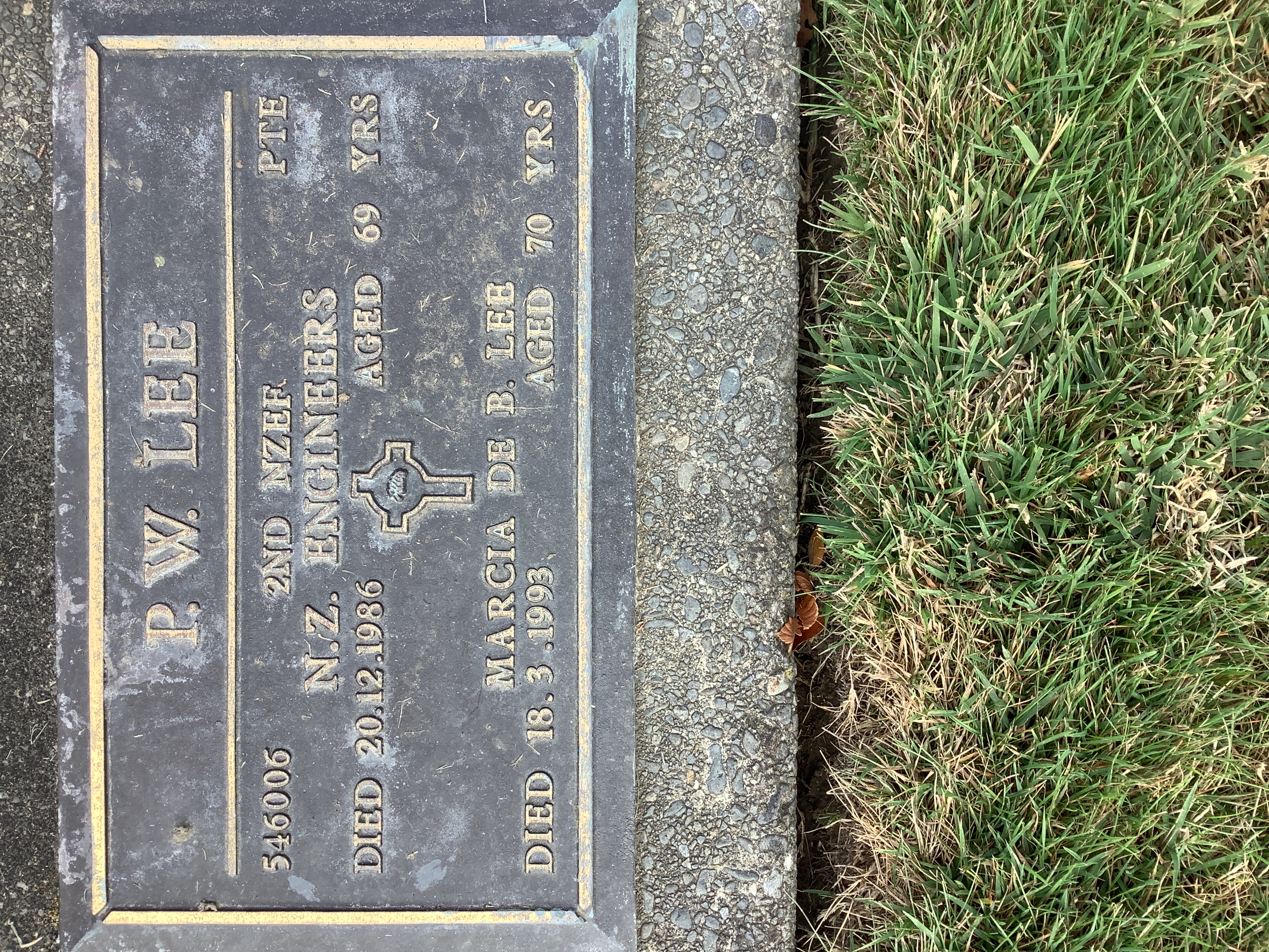 headstone