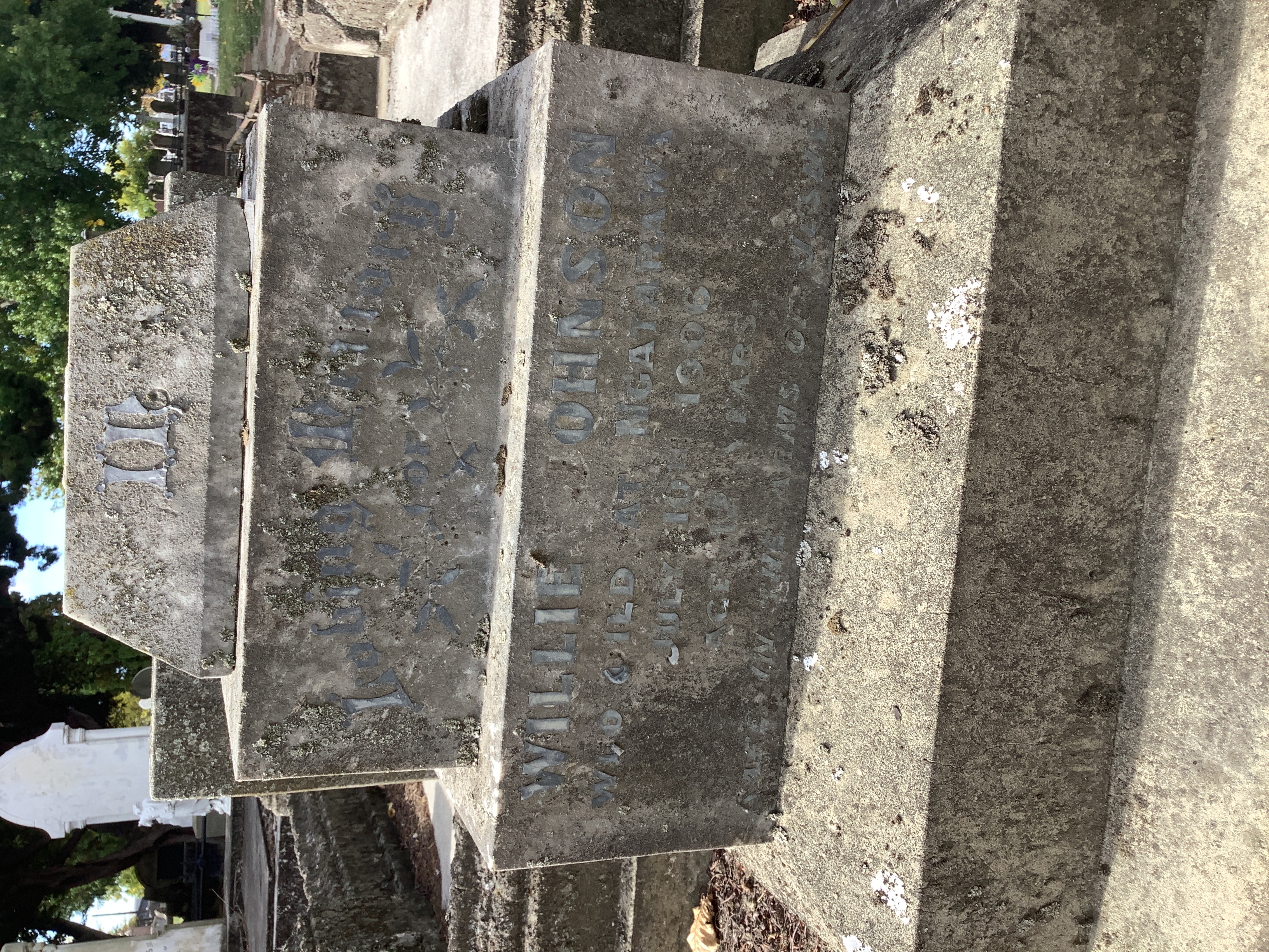 headstone