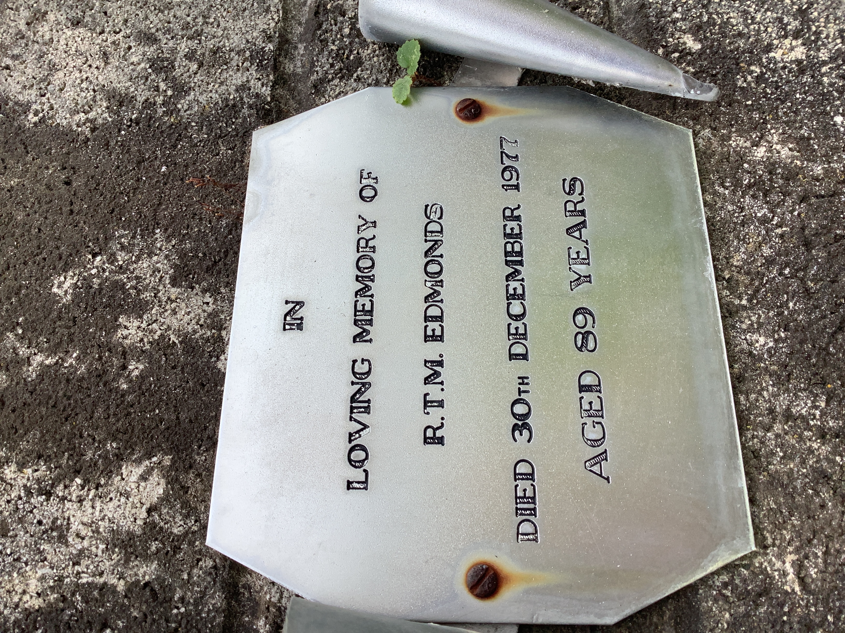 headstone