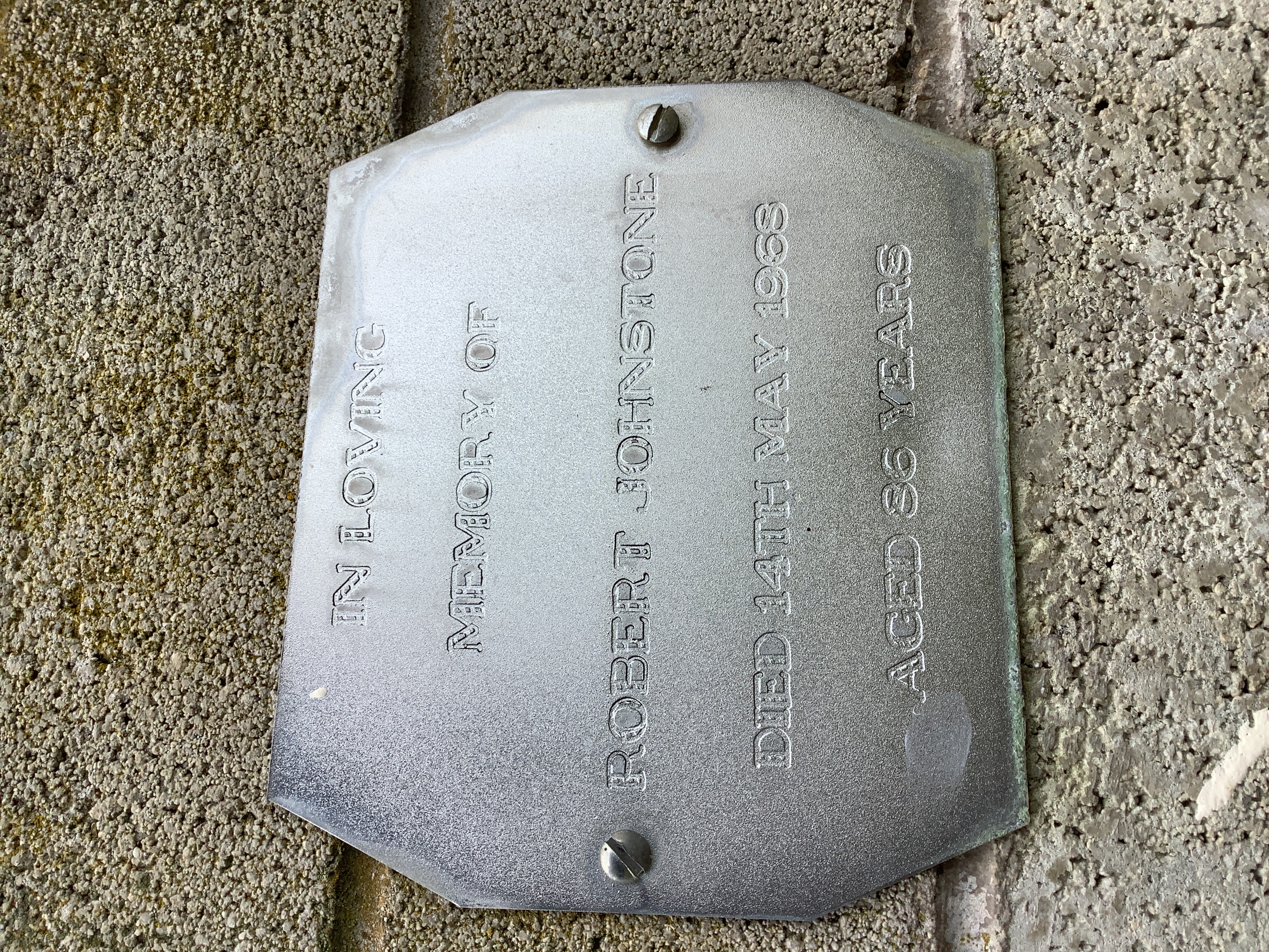 headstone