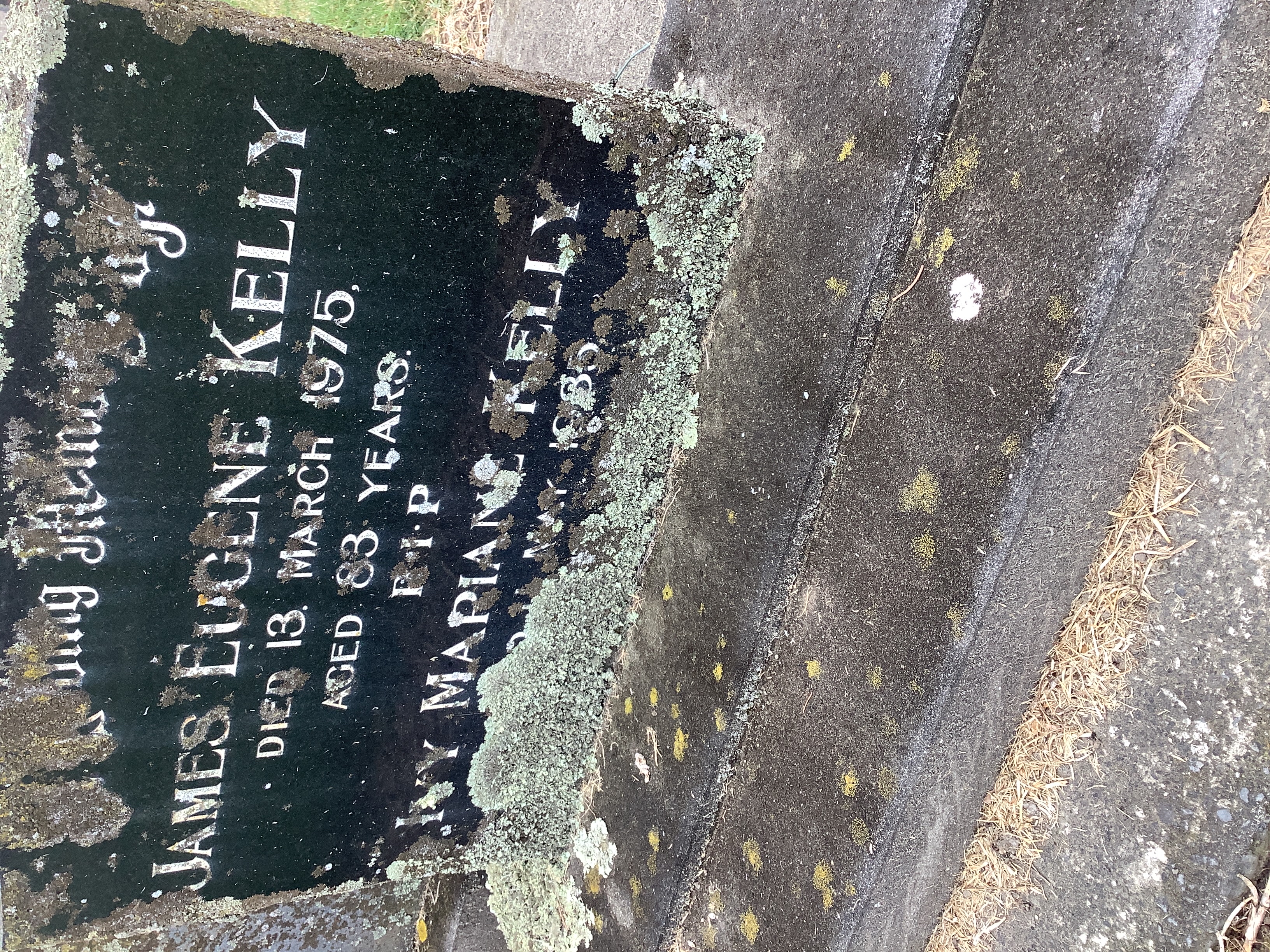 headstone