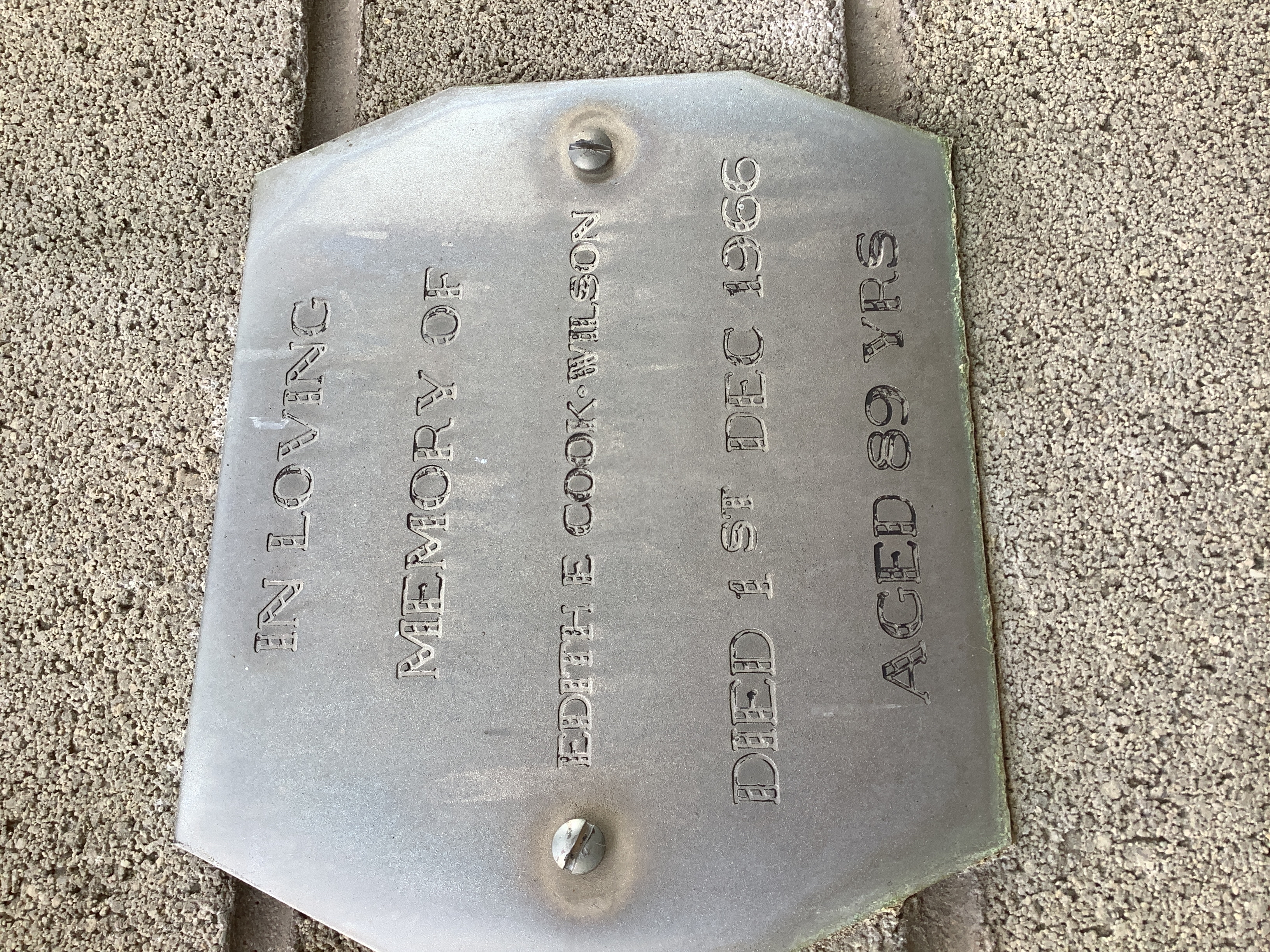 headstone