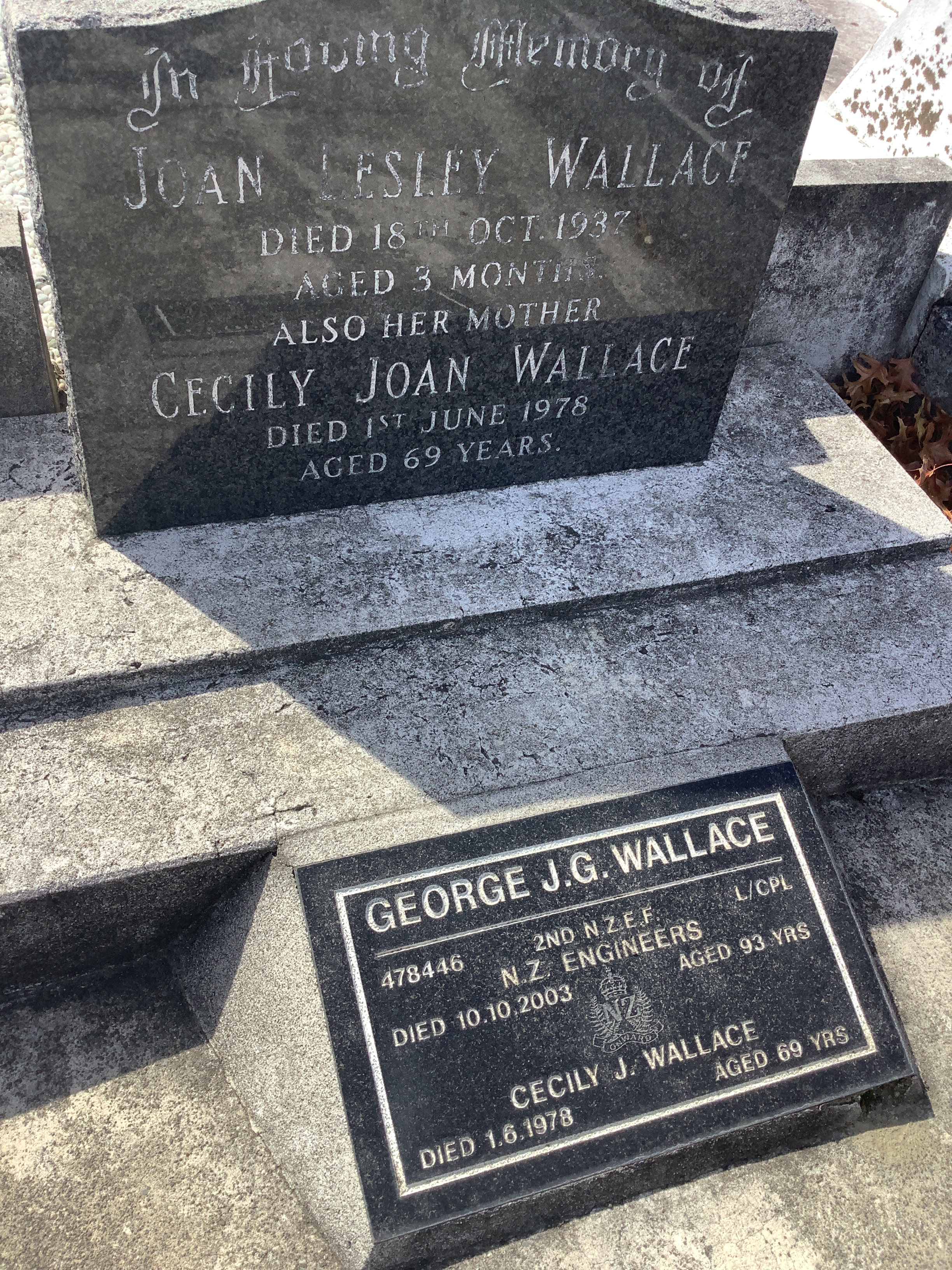 headstone