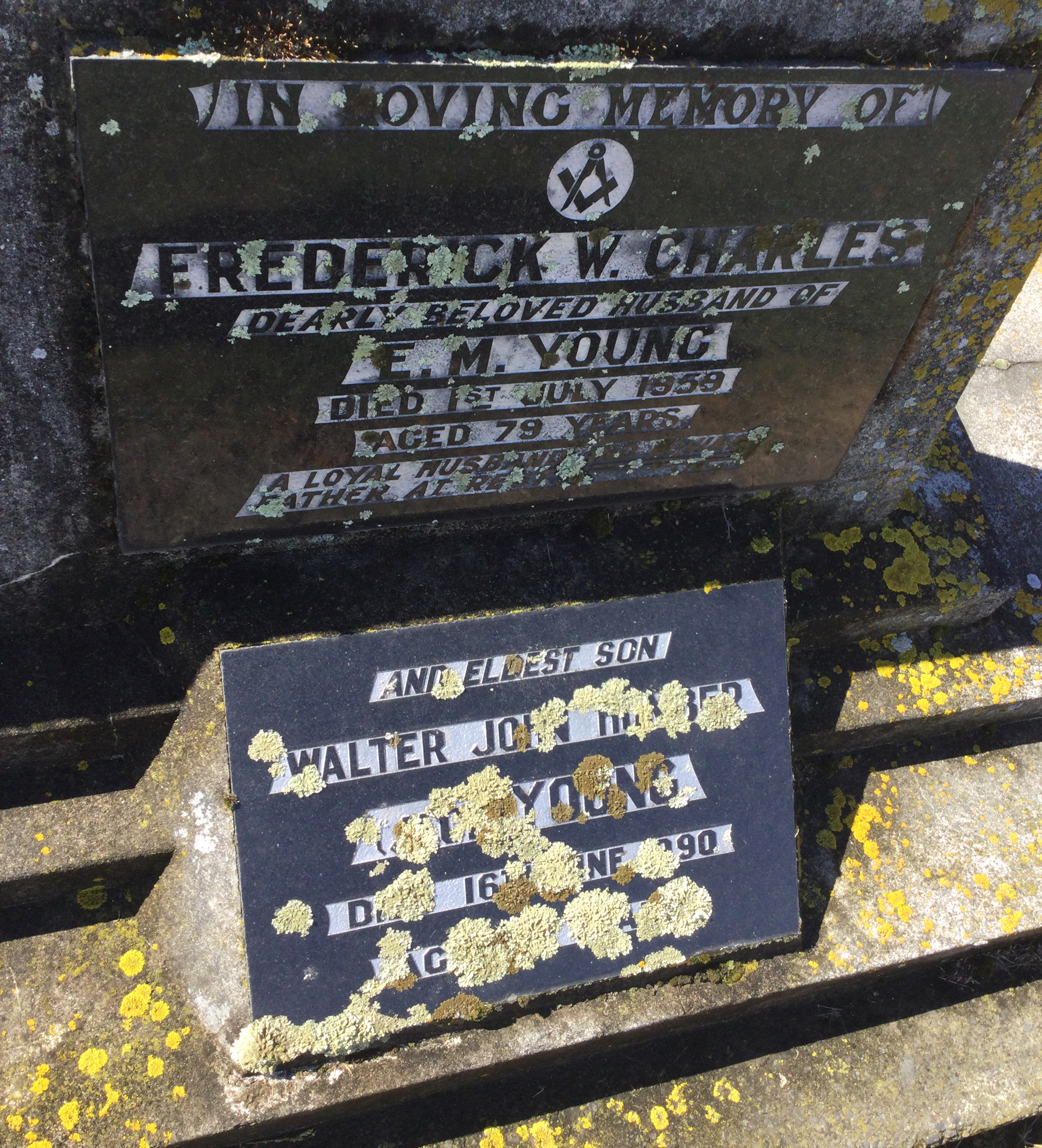headstone