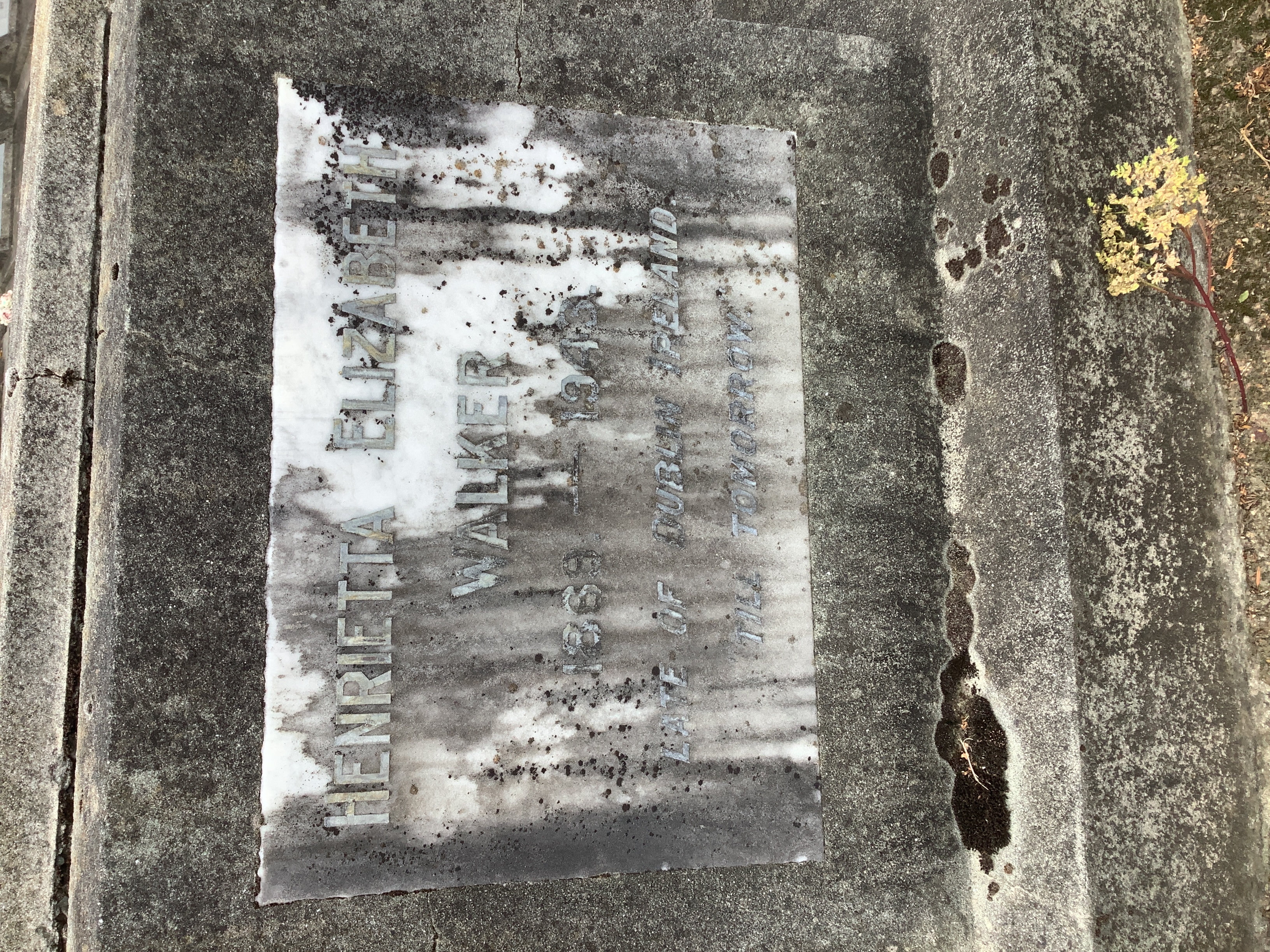 headstone
