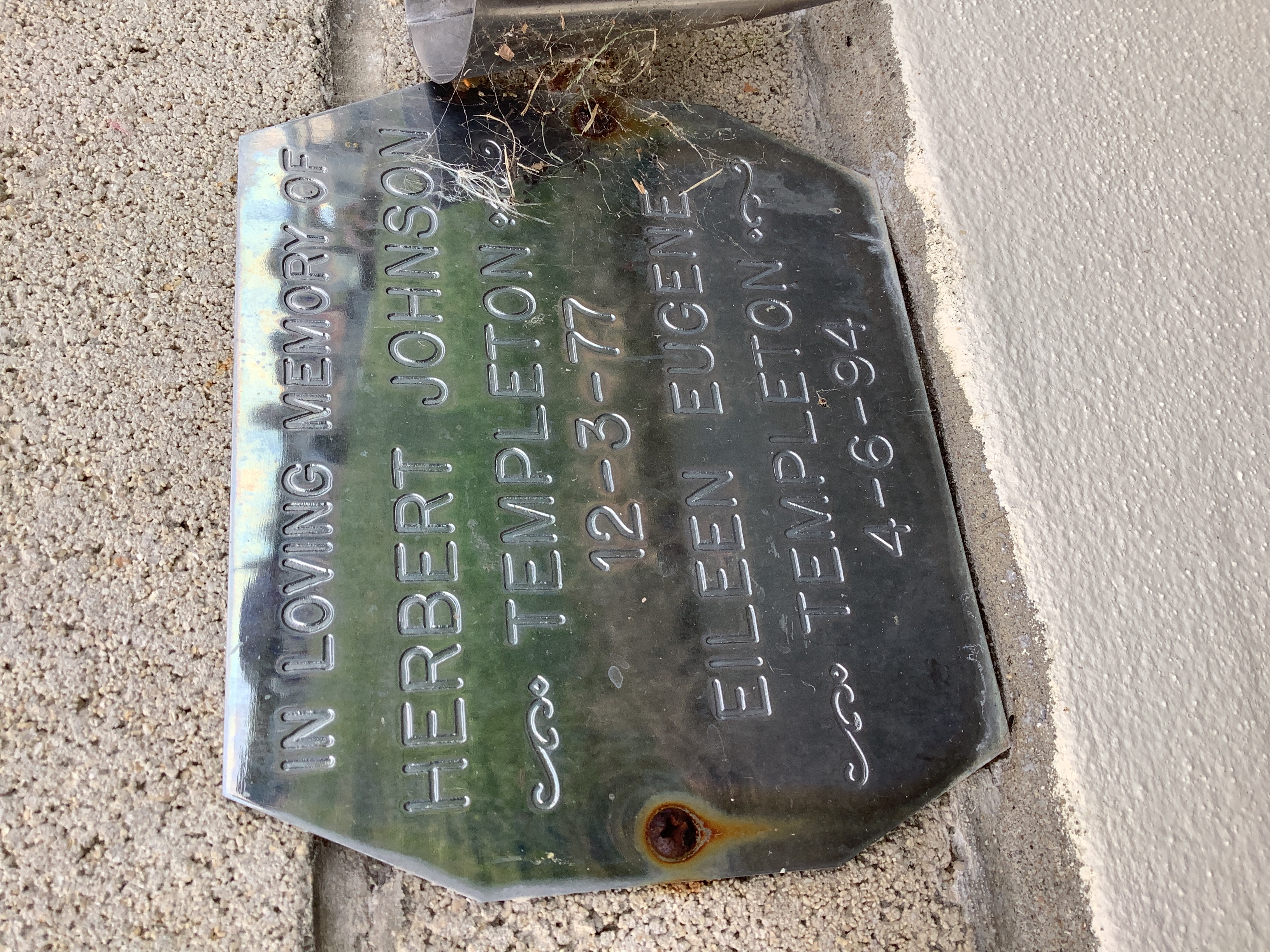 headstone