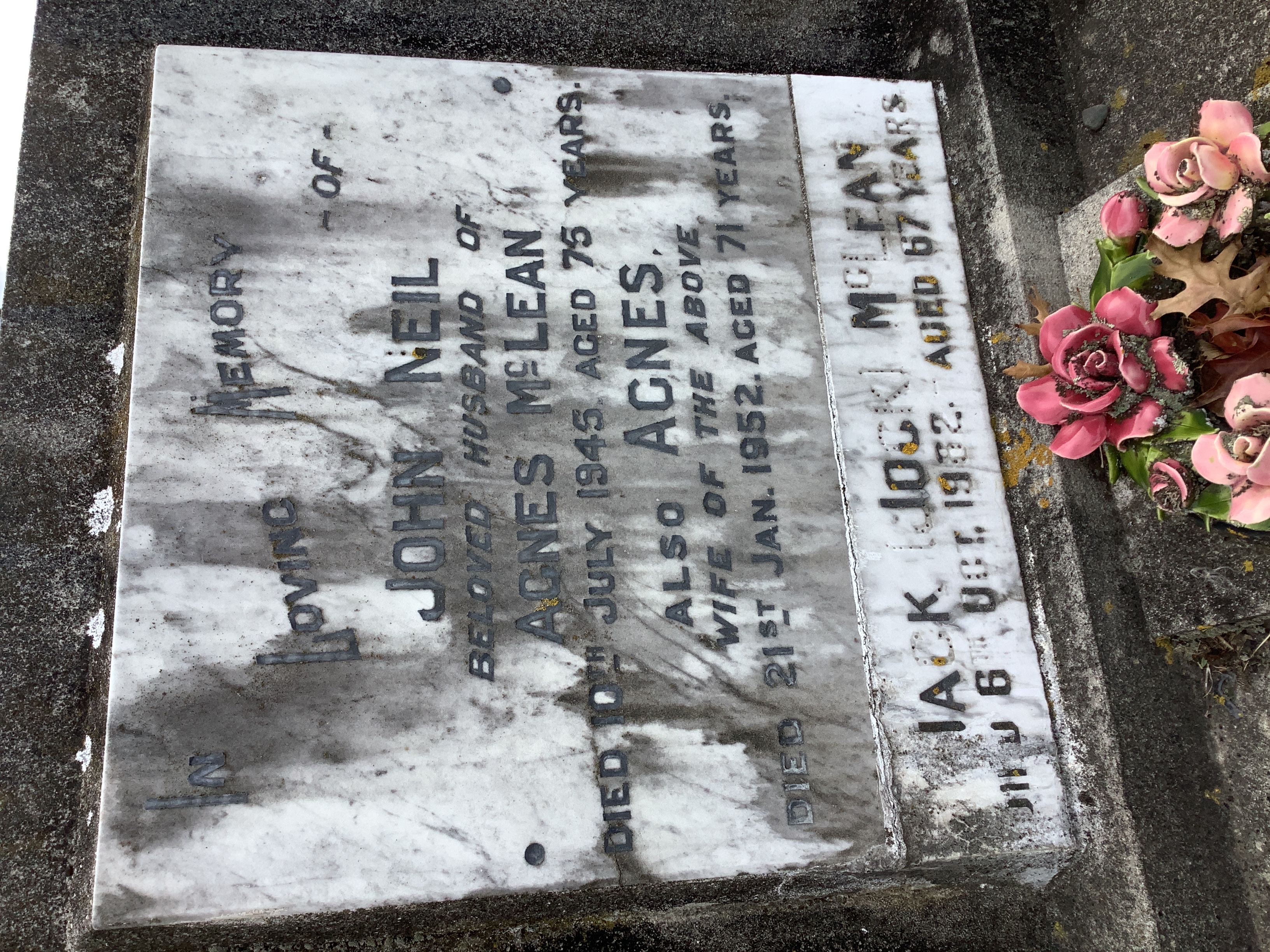 headstone
