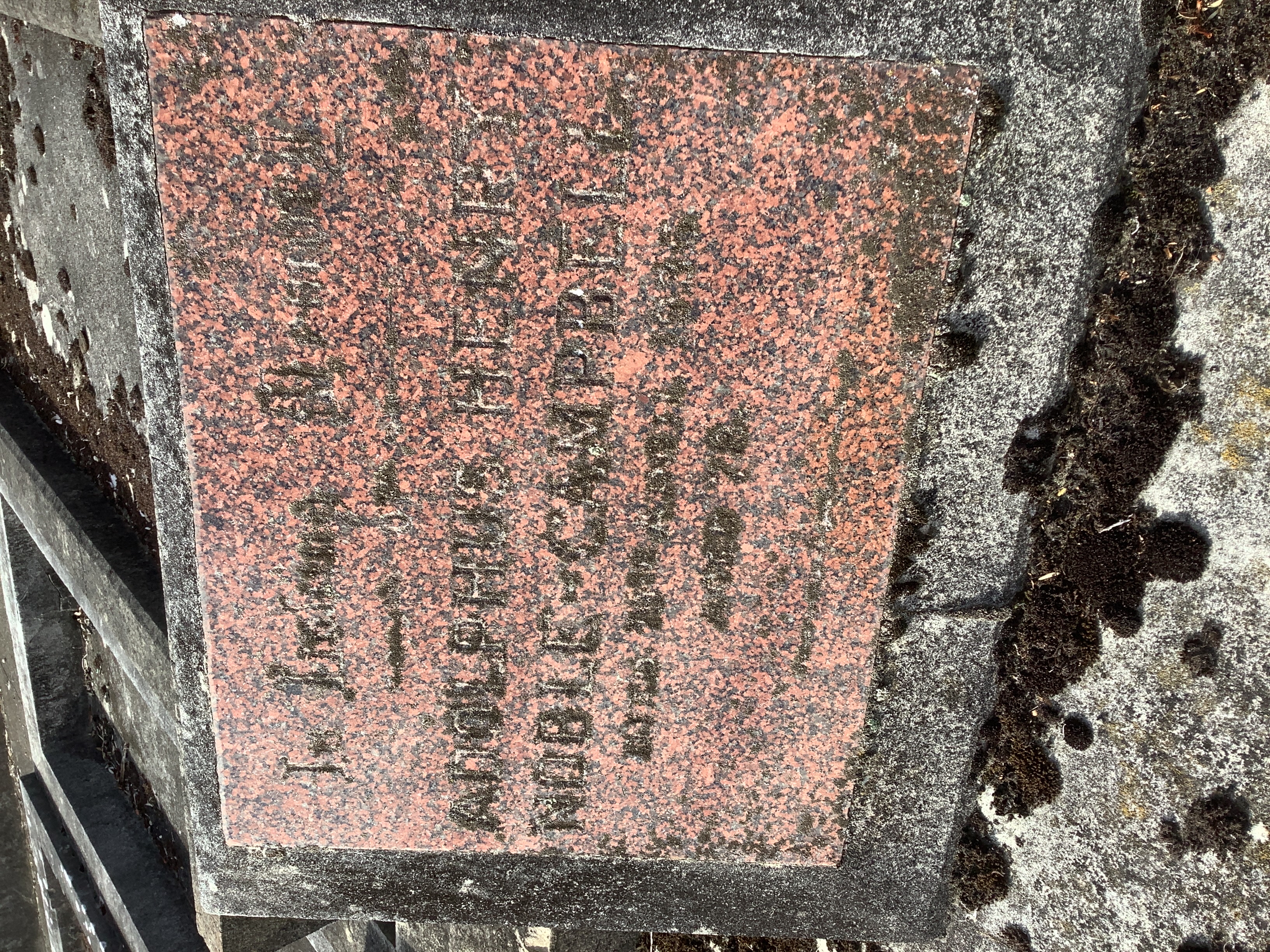 headstone