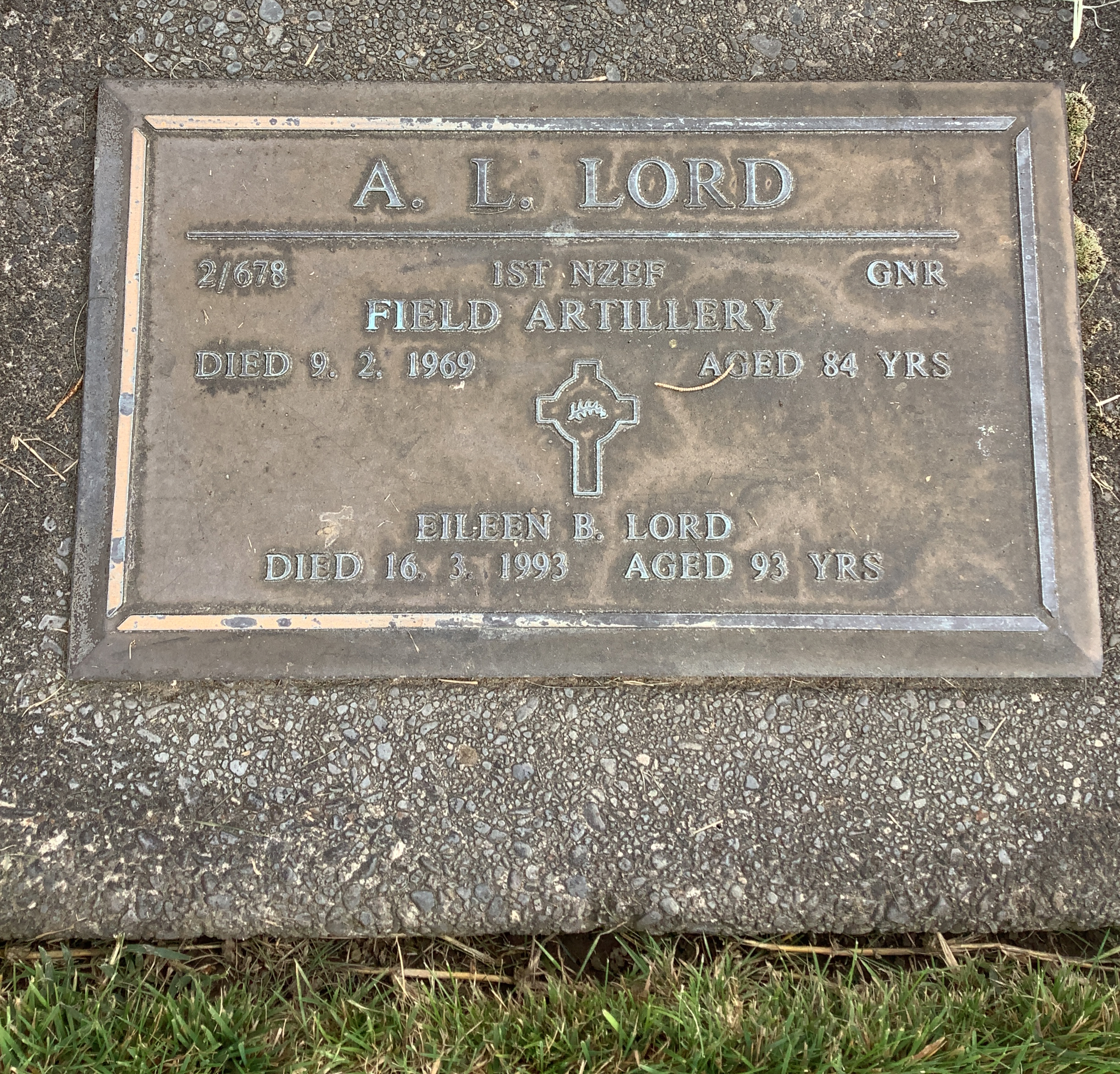 headstone