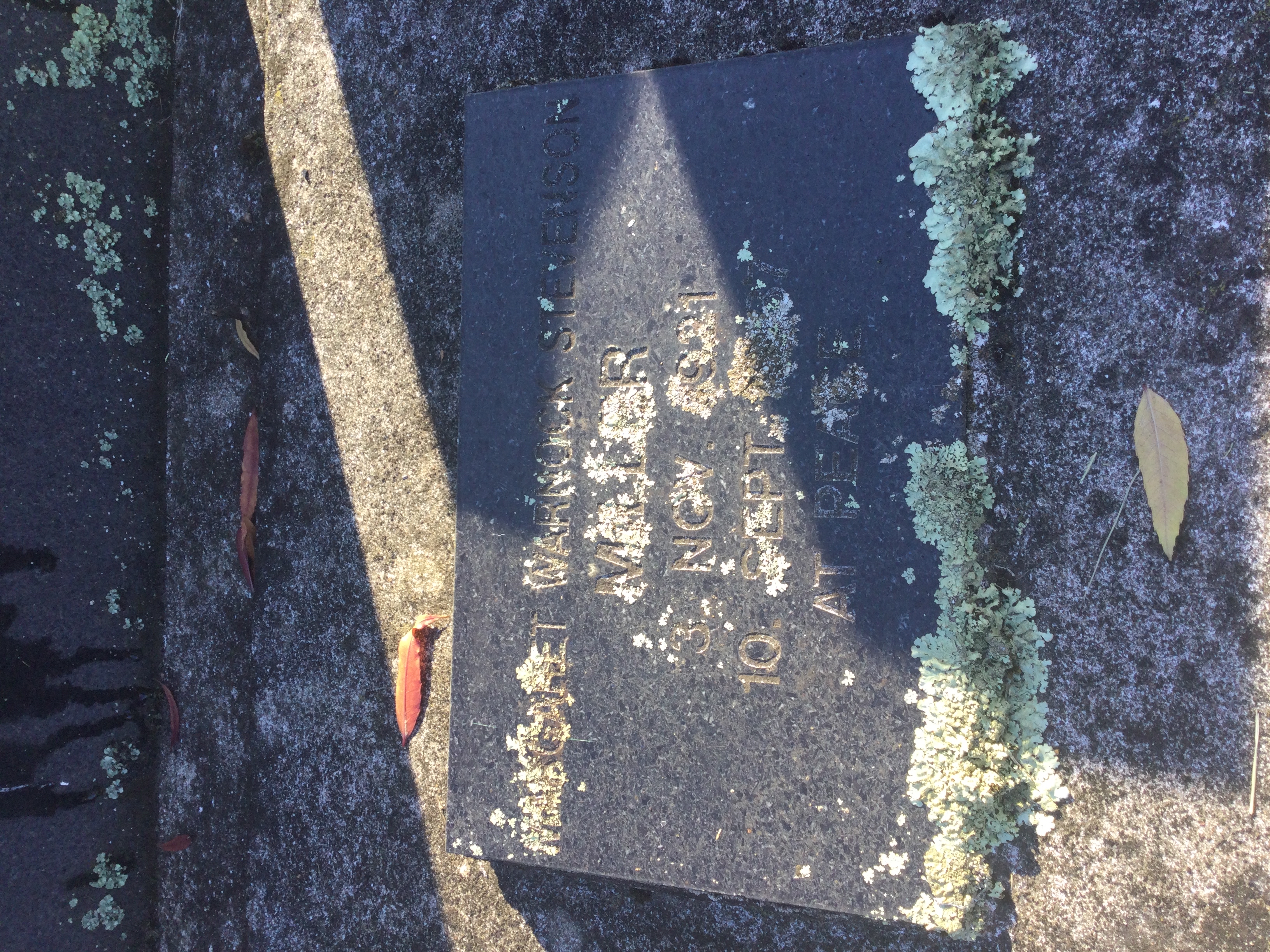 headstone