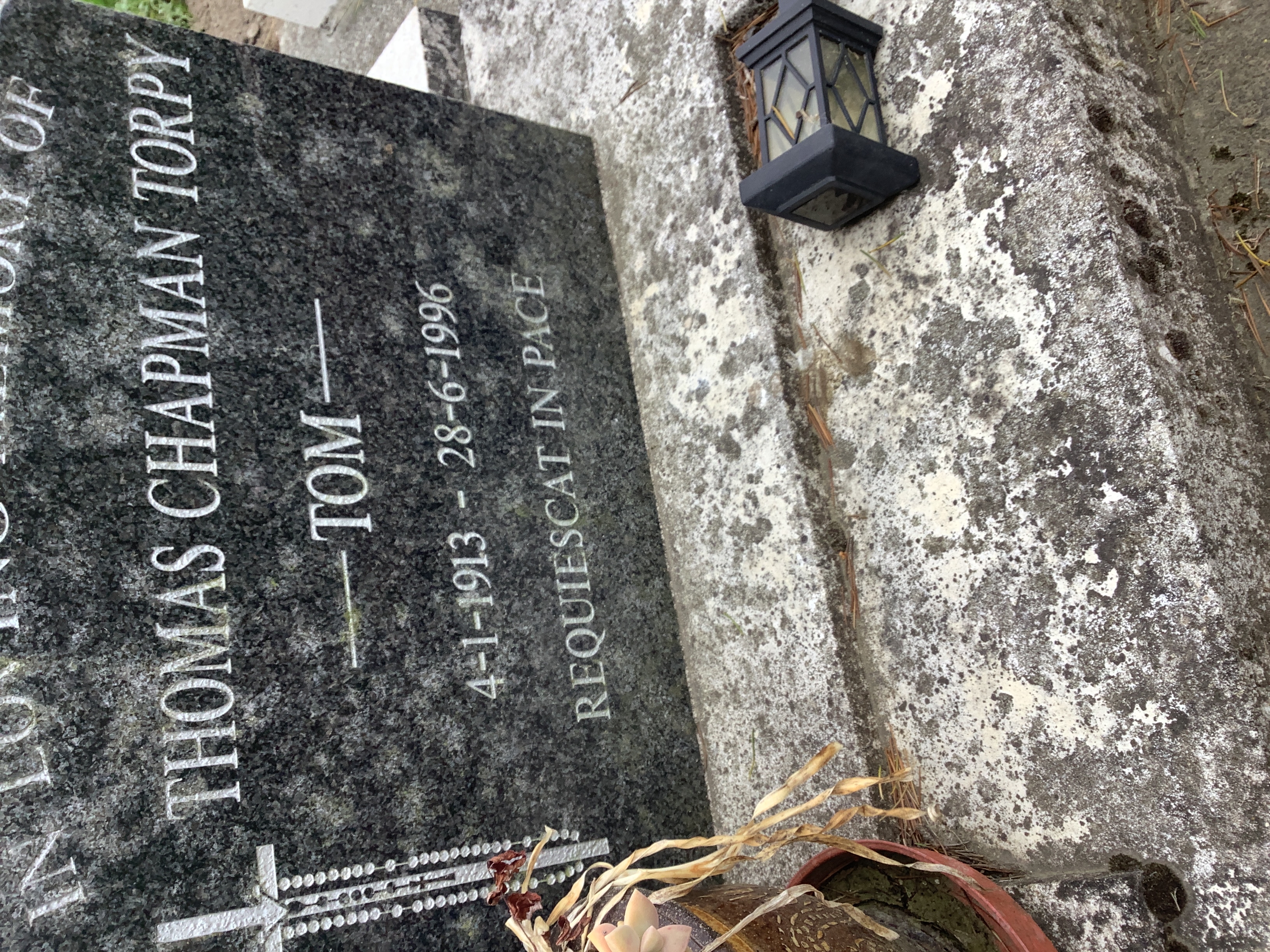 headstone