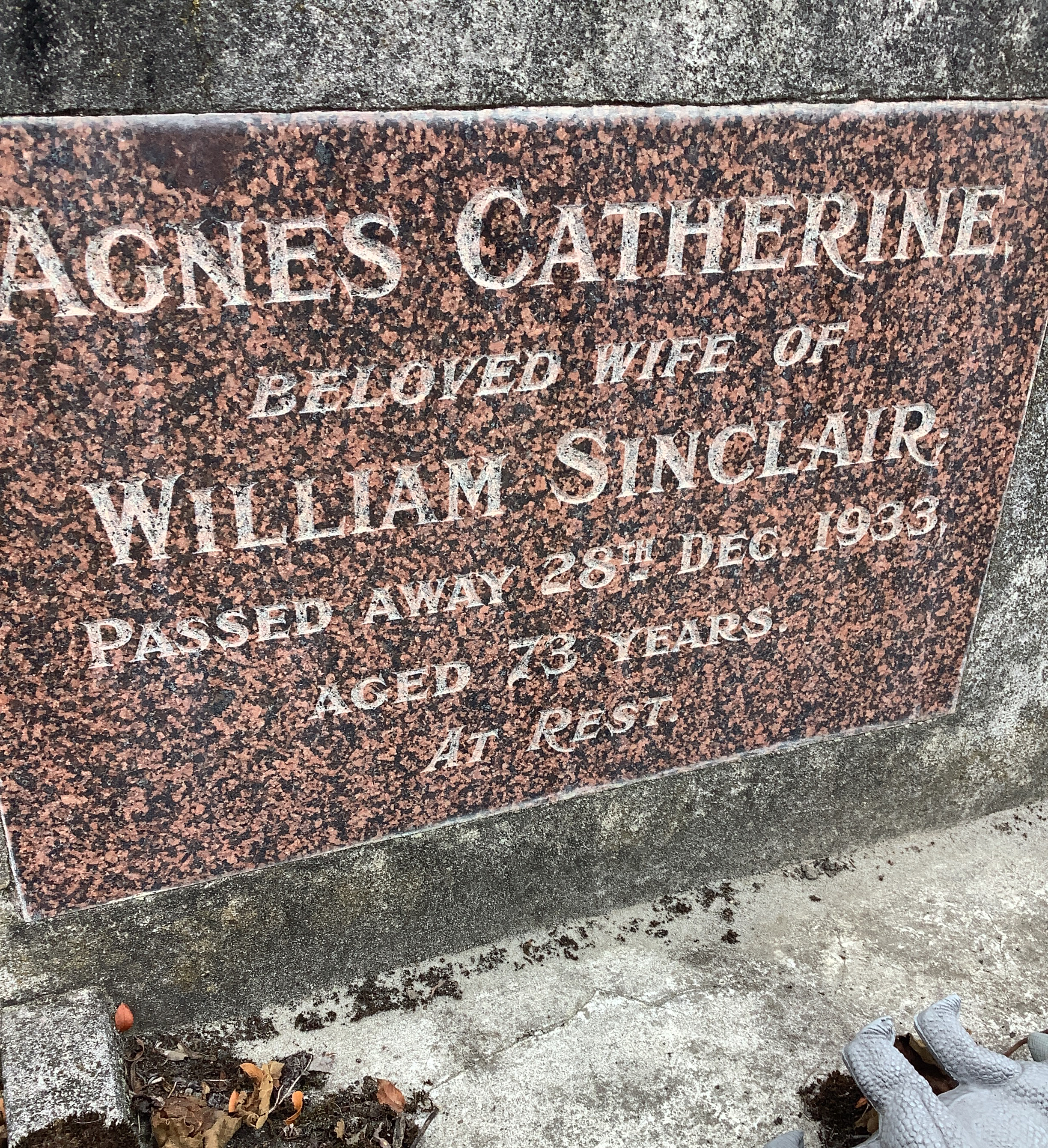 headstone
