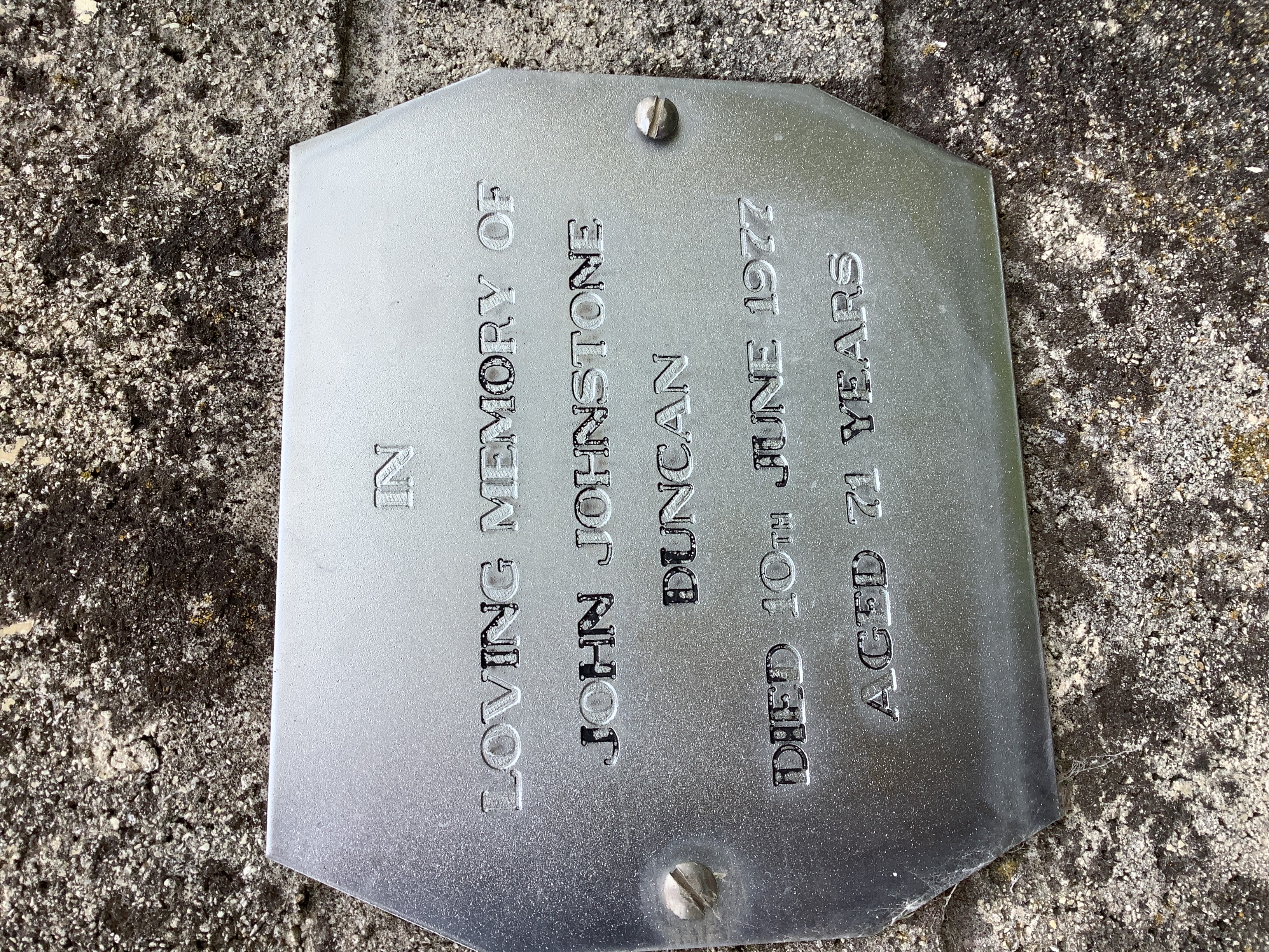headstone