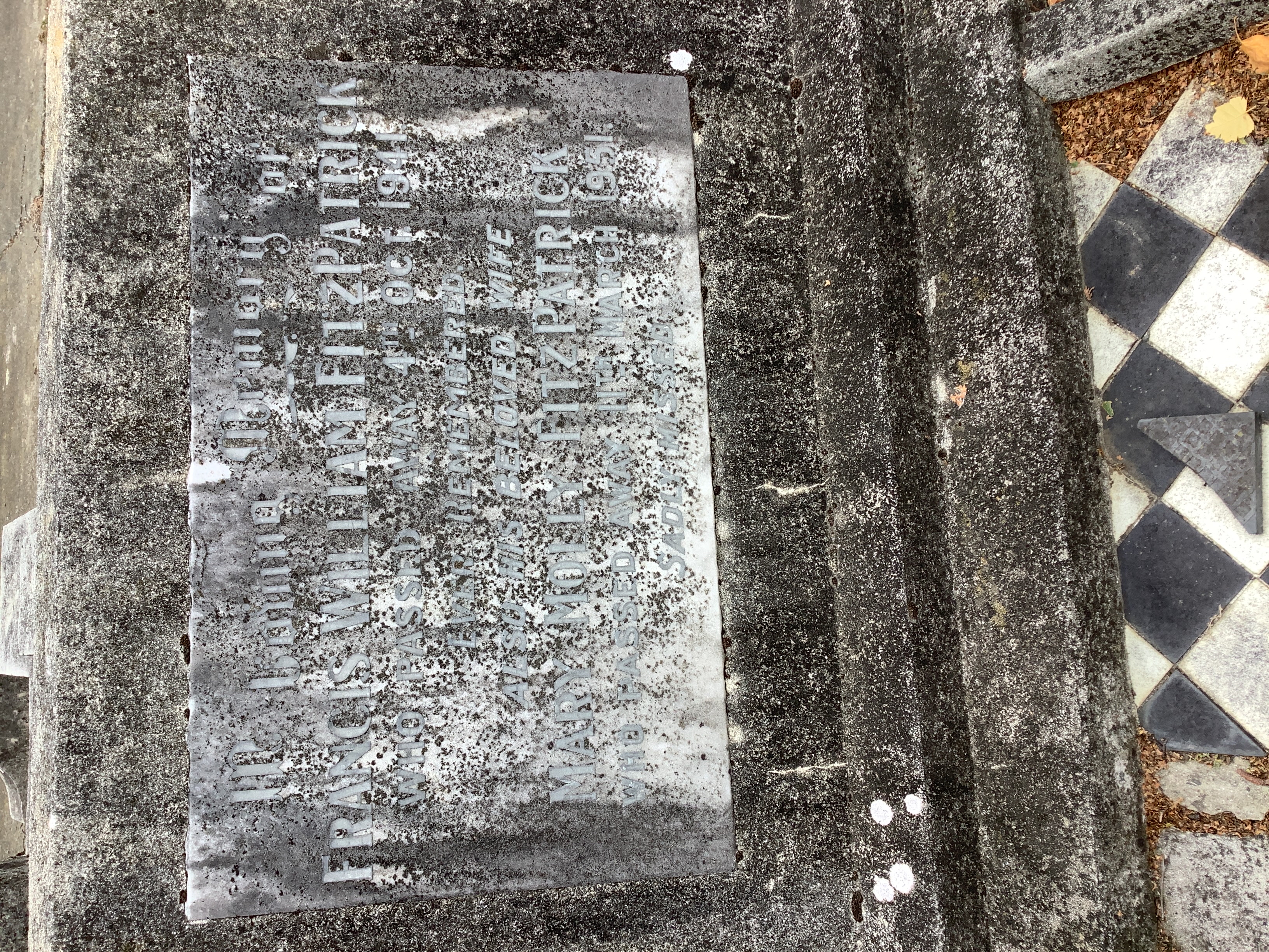 headstone