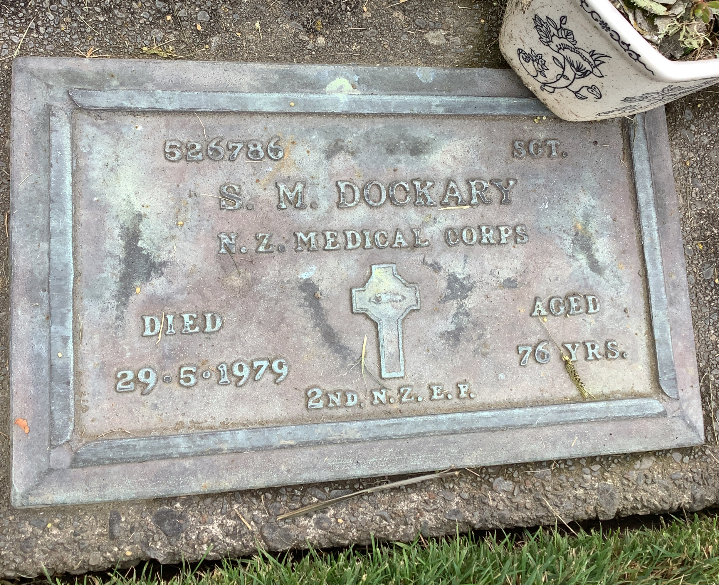 headstone