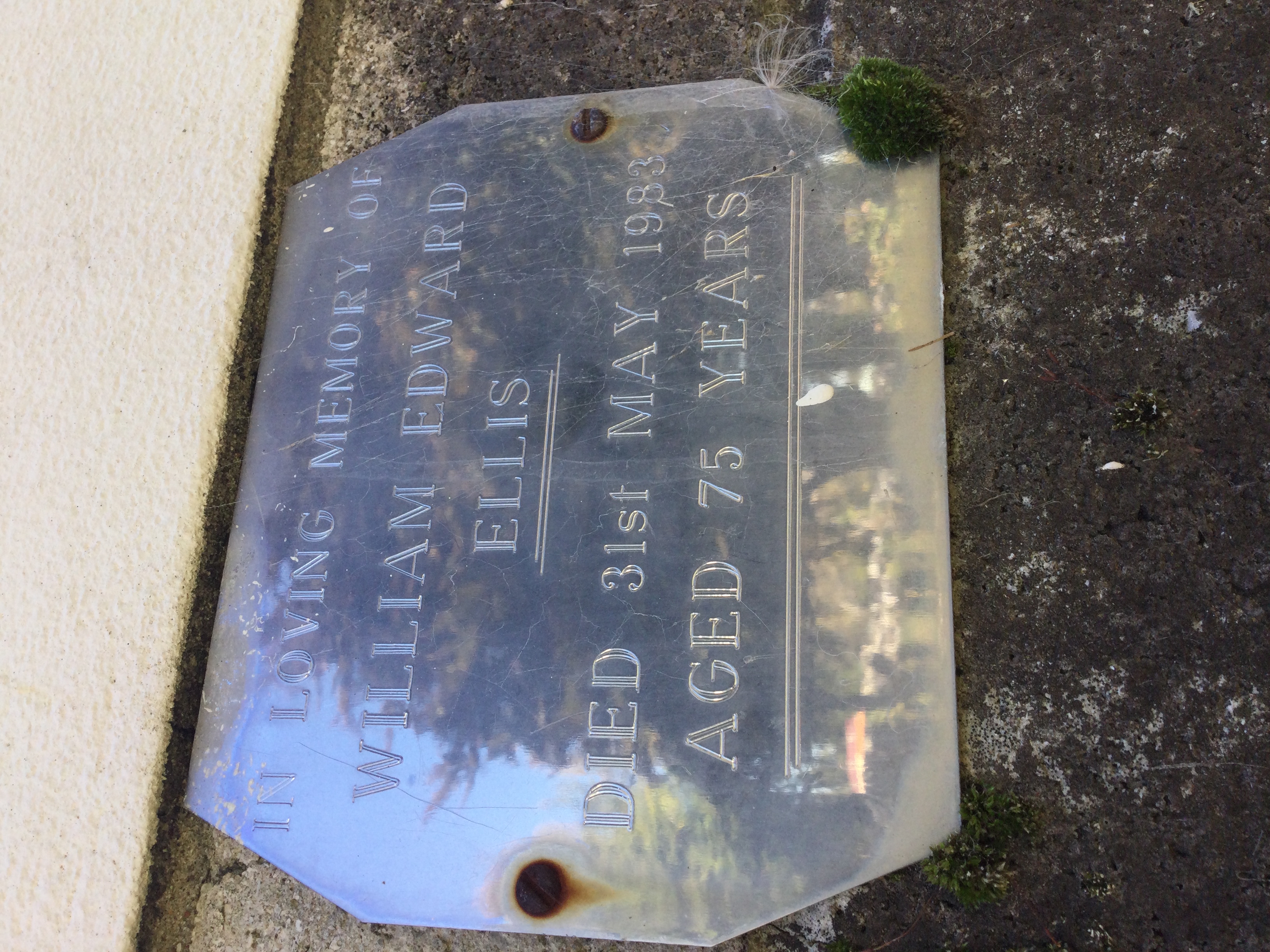 headstone