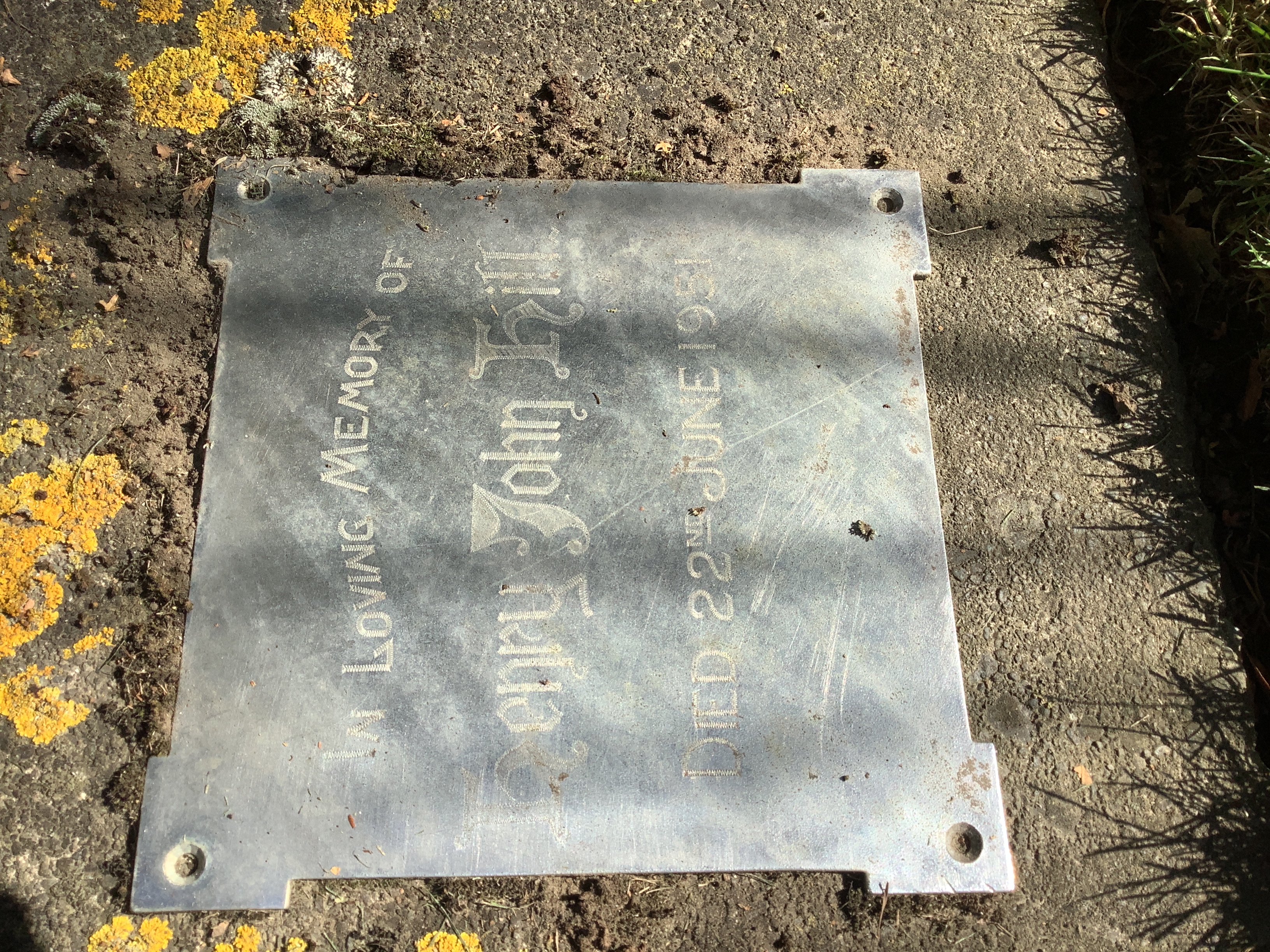 headstone