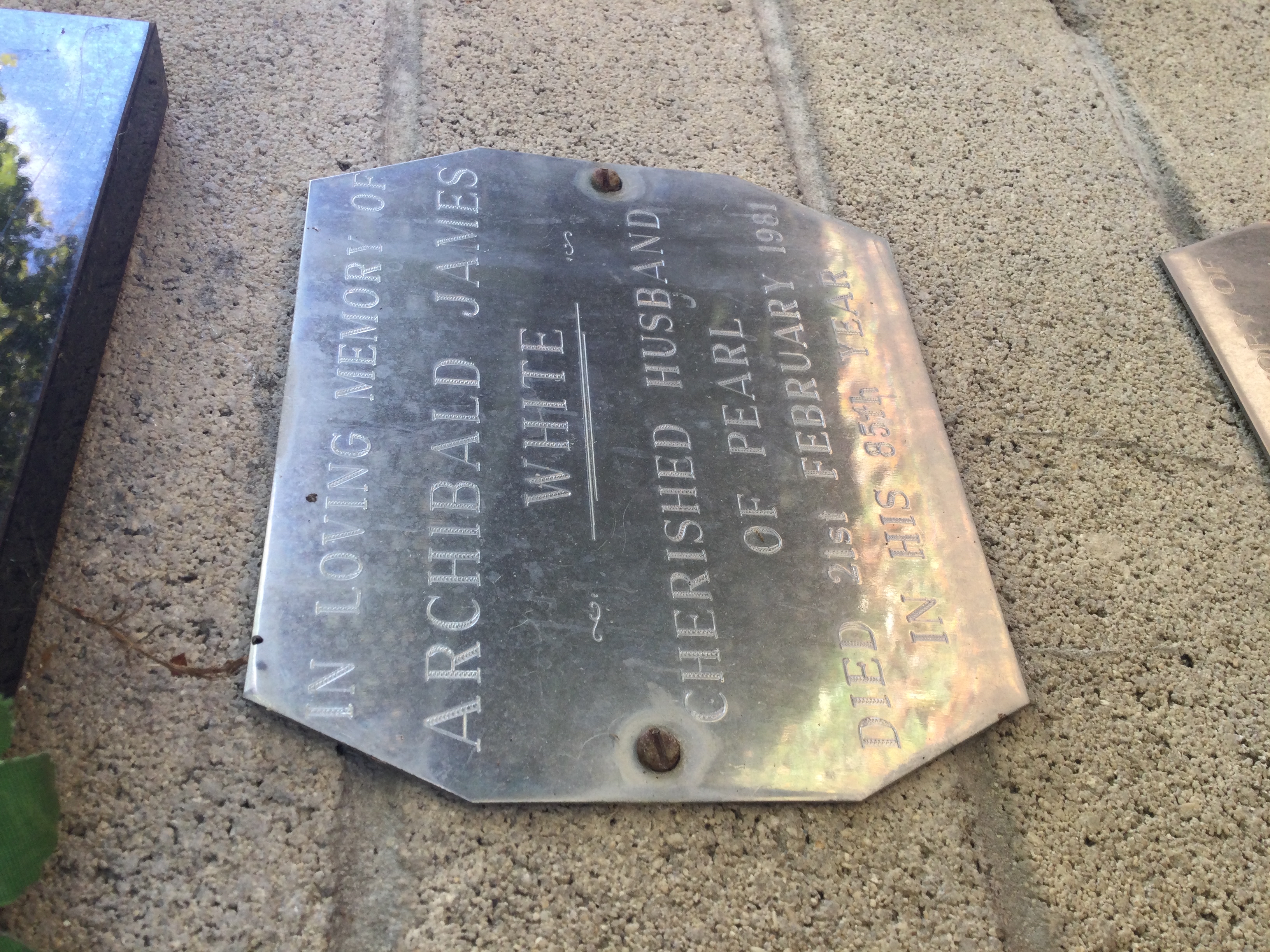 headstone