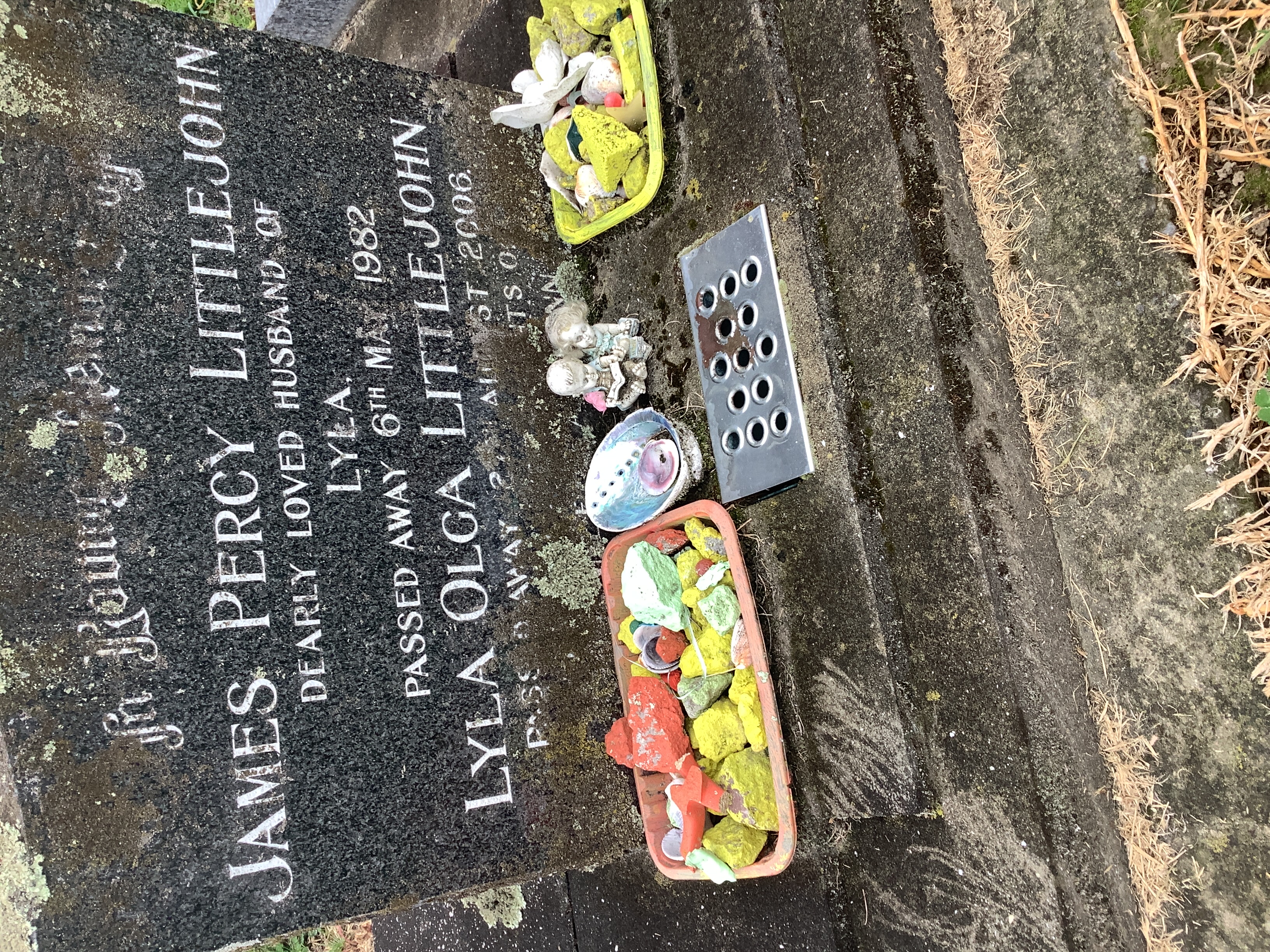 headstone